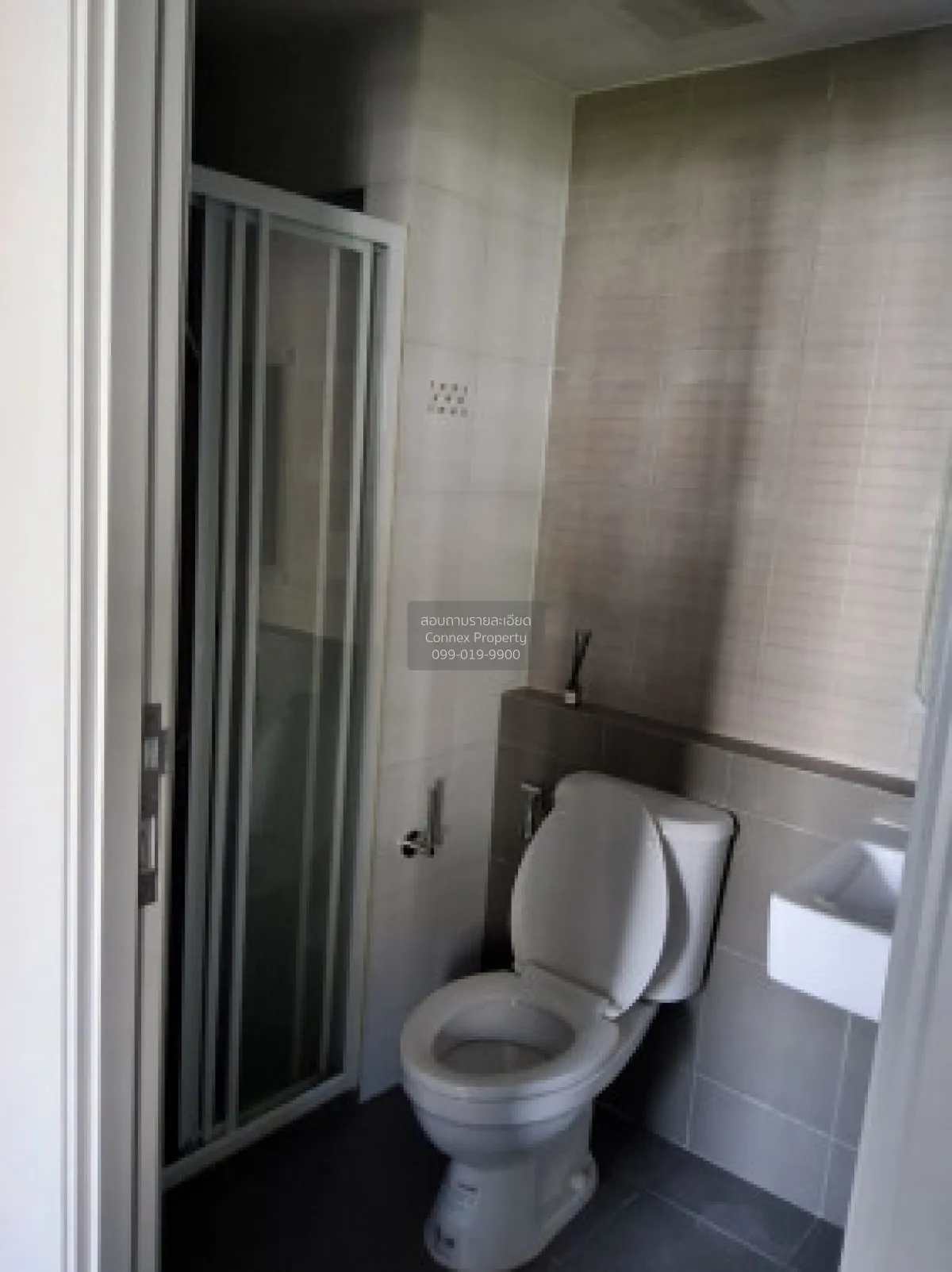 ขายคอนโด  ดีคอนโด แคมปัส ไฮด์อเวย์ คลองหนึ่ง คลองหลวง ปทุมธานี CX