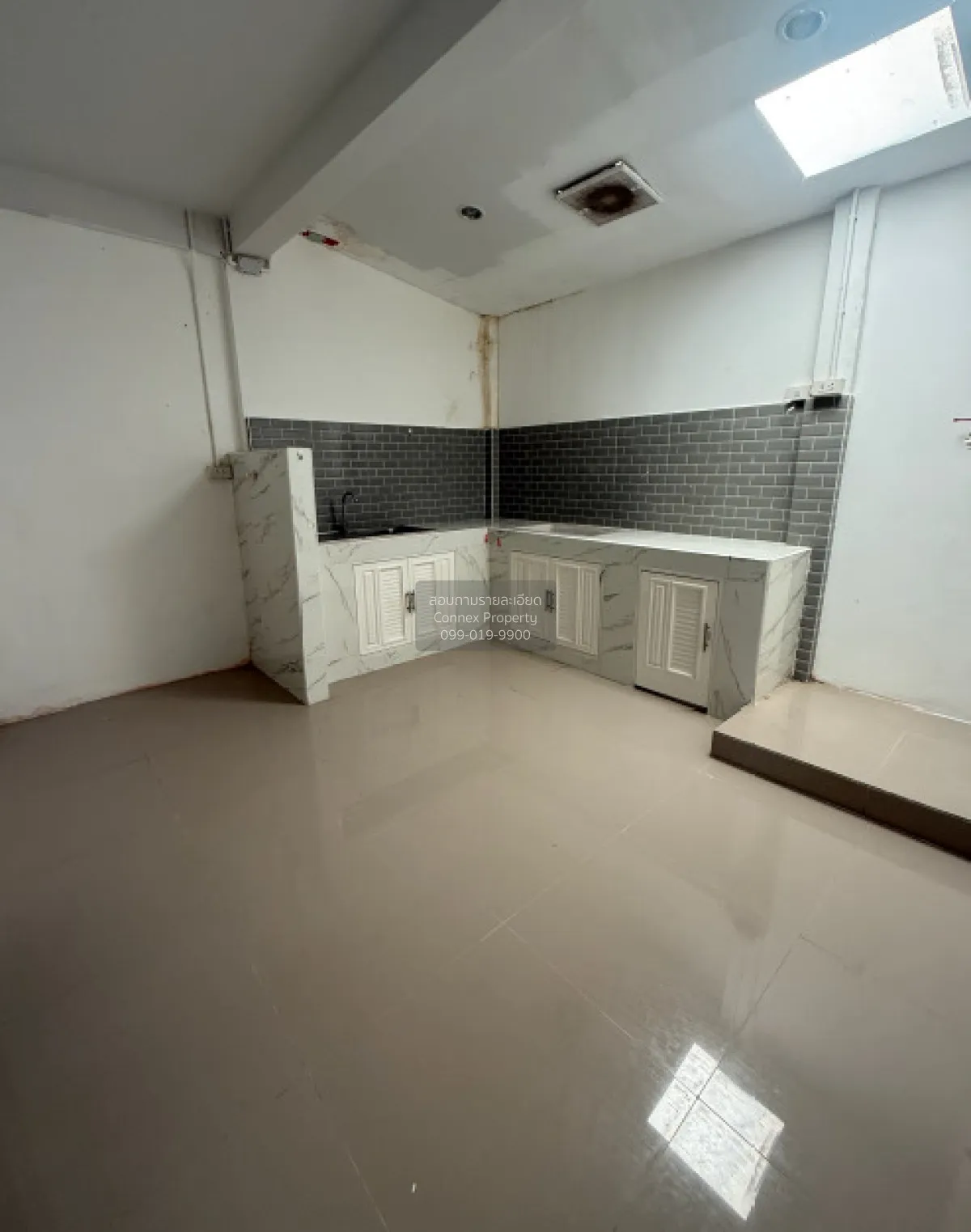 ขายทาวน์เฮ้าส์/ทาวน์โฮม  เดอะ ปาร์ค แอท แฟชั่น คันนายาว เขต บึงกุ 4