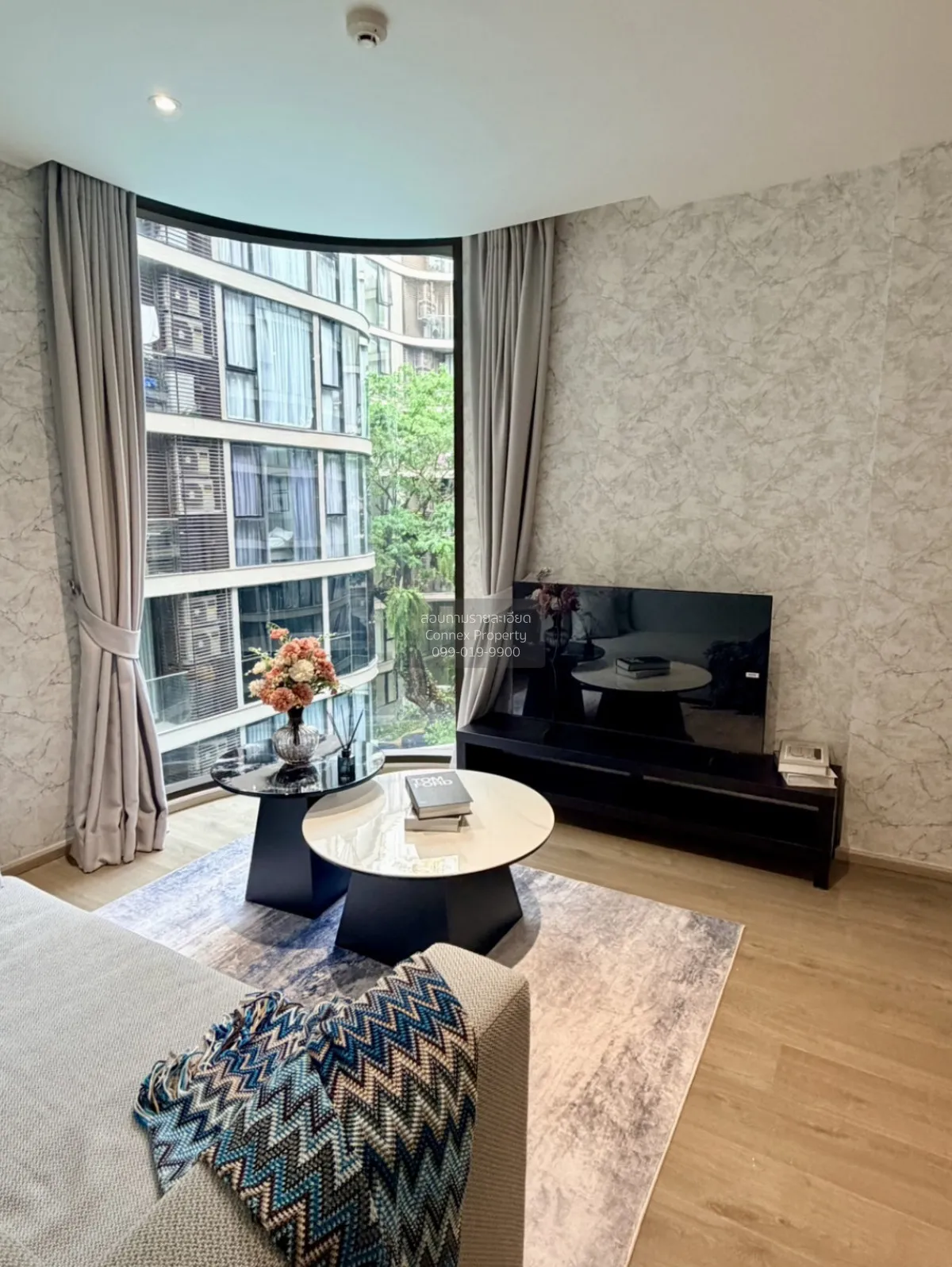 For Rent Condo , FYNN Asoke , nice view , corner unit , wide fron 2