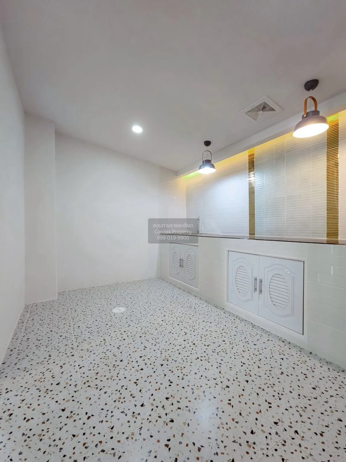 ขายทาวน์เฮ้าส์/ทาวน์โฮม  นันทิชา 4 รีโนเวทใหม่ ไทรน้อย ไทรน้อย นน