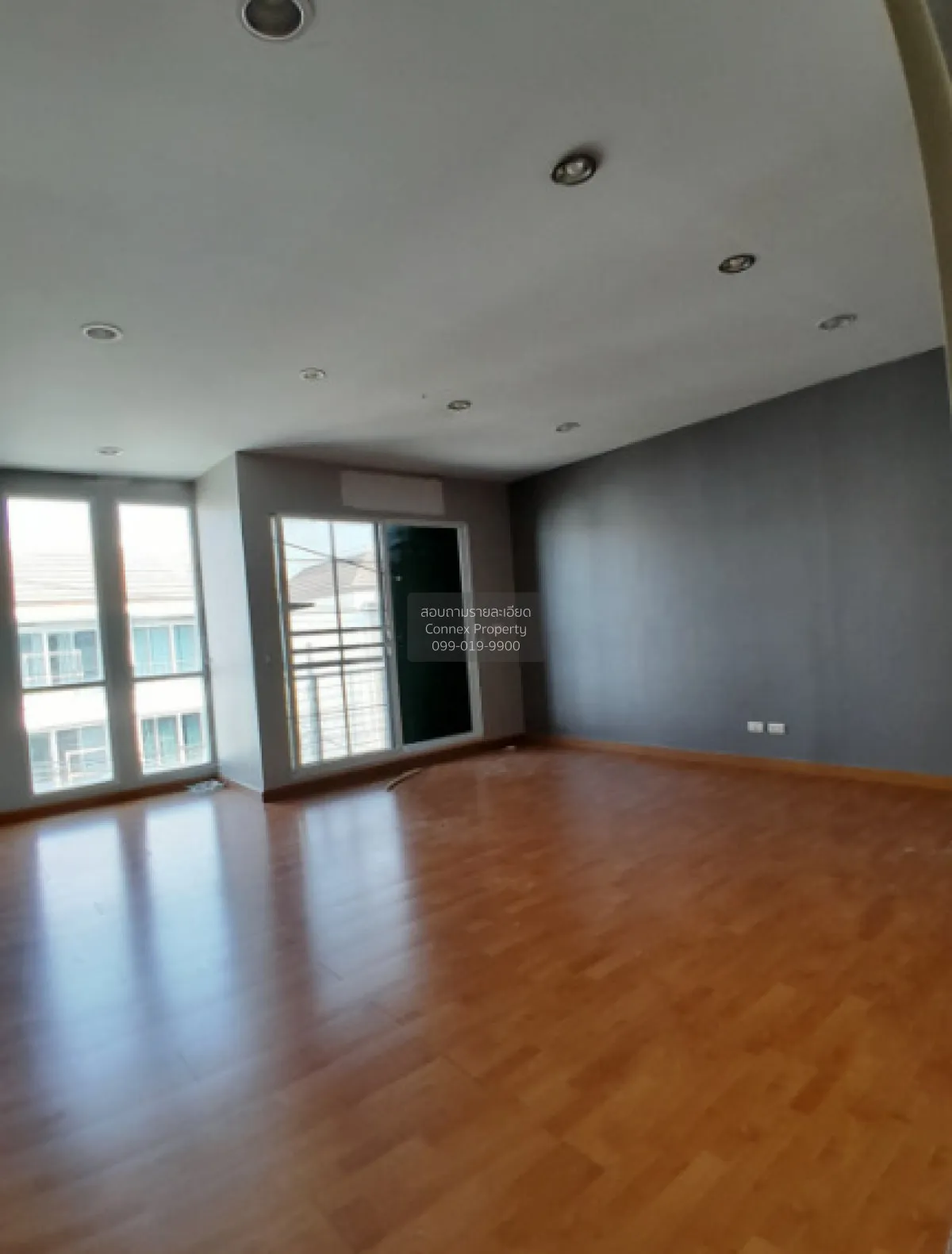 ขายทาวน์เฮ้าส์/ทาวน์โฮม  บ้านกลางเมือง เอส - เซ้นส์ ศรีนครินทร์ ห