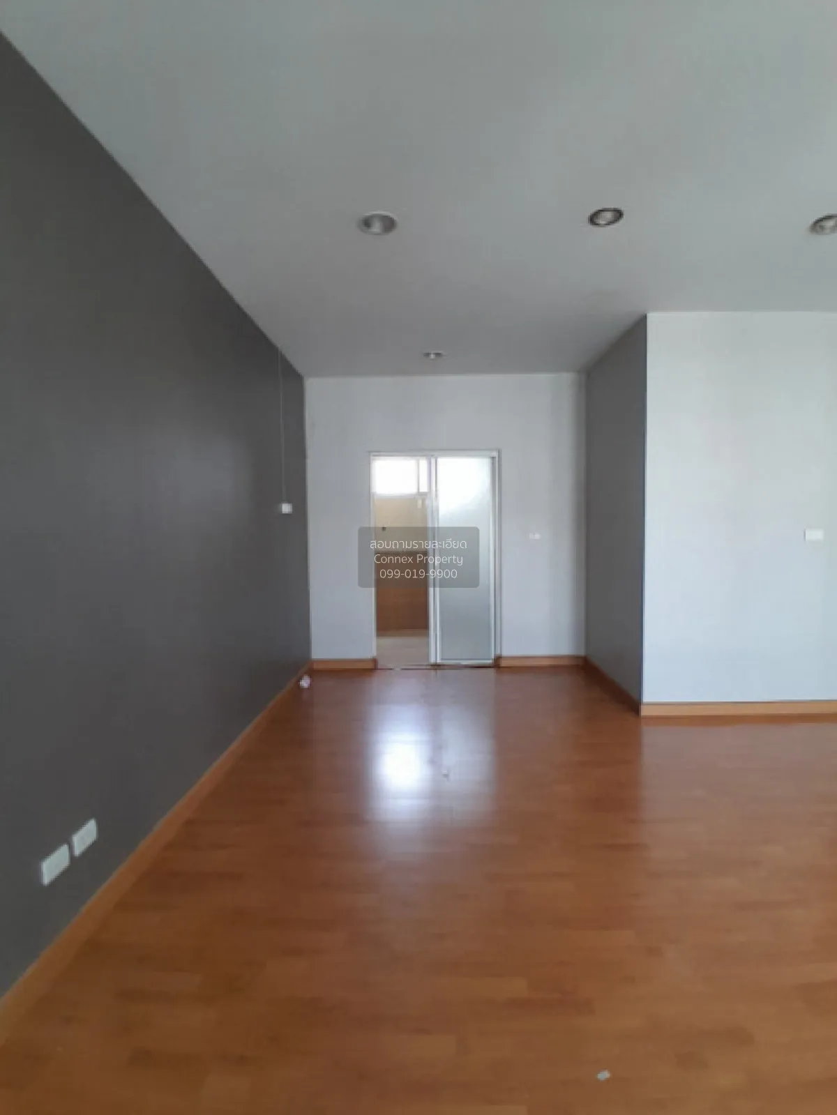 ขายทาวน์เฮ้าส์/ทาวน์โฮม  บ้านกลางเมือง เอส - เซ้นส์ ศรีนครินทร์ ห