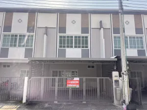 เช่าทาวน์เฮ้าส์/ทาวน์โฮม  เอเวอร์ ซิตี้ สุขสวัสดิ์ 30 - พุทธบูชา 2 หน้ากว้าง รีโนเวทใหม่ บางปะกอก เขต ราษฎร์บูรณะ กรุงเทพ CX-150779