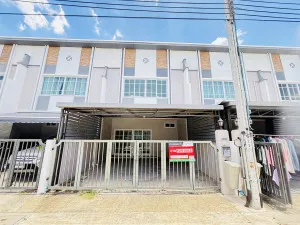 For Rent Townhouse/Townhome  , Evercity Suksawat 30 - Phutthabucha 2 , wide frontage , newly renovated , Bang Pakok , Rat Burana , Bangkok , CX-150779