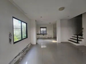 ขายทาวน์เฮ้าส์/ทาวน์โฮม  สิรัชชา อีสท์ตั้น ทาวน์ พานทอง พานทอง ชลบุรี CX-150784