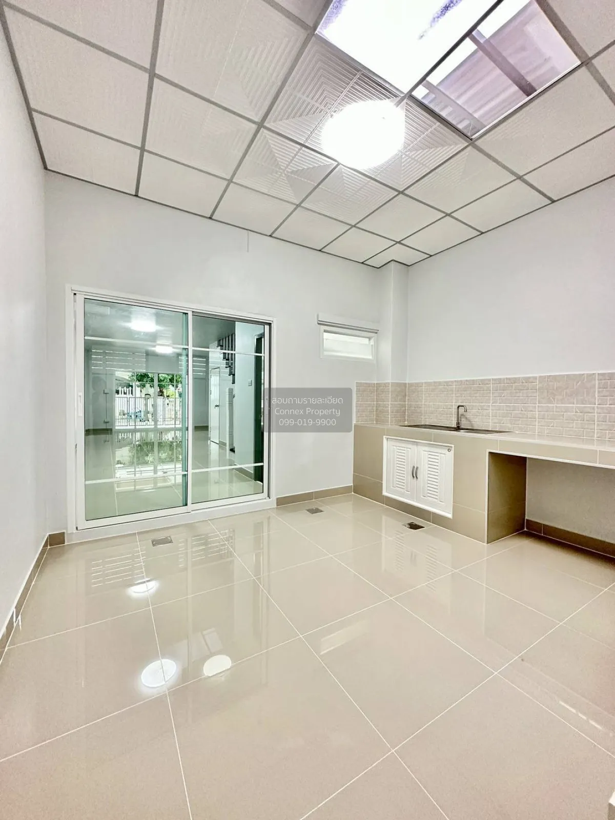 For Sale Townhouse/Townhome  , Baan Piyawararom 1 , newly renovat