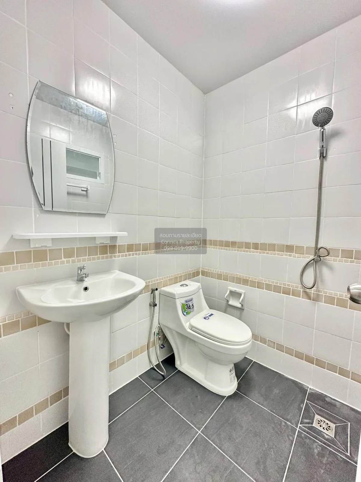 For Sale Townhouse/Townhome  , Baan Piyawararom 1 , newly renovat