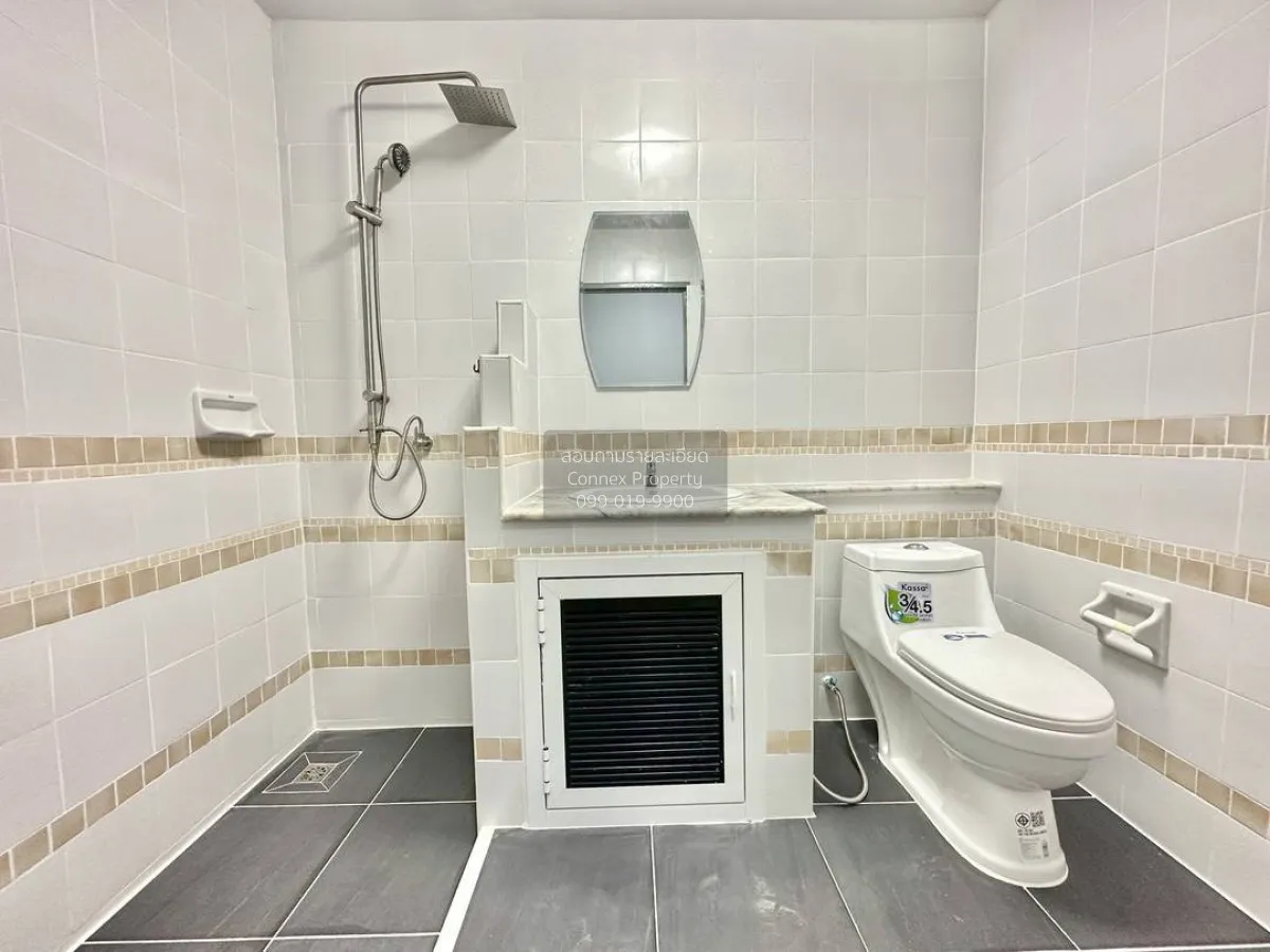 For Sale Townhouse/Townhome  , Baan Piyawararom 1 , newly renovat