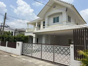 For Rent House , Baan Suan Racha Kaset - Nawamin , wide frontage , MRT-Maiyalap , Chorakhe Bua , Lat Phrao , Bangkok , CX-150808
