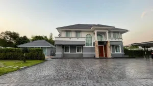 For Rent House , Baan Suan Neramit Watcharapol-Permsin , wide frontage , O Ngoen , Sai Mai , Bangkok , CX-150811