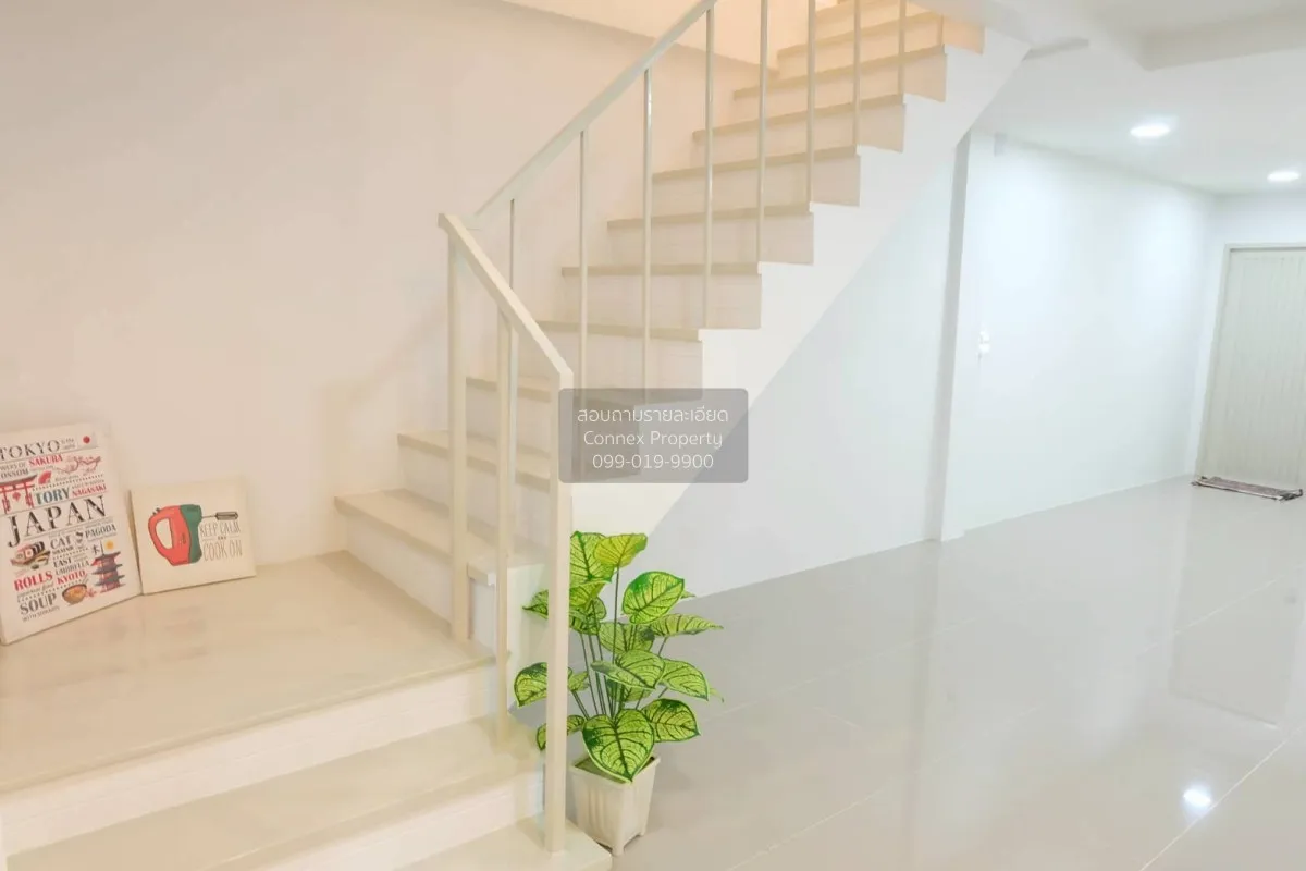 For Sale Townhouse/Townhome  , Sinwong , newly renovated , Thepha 4