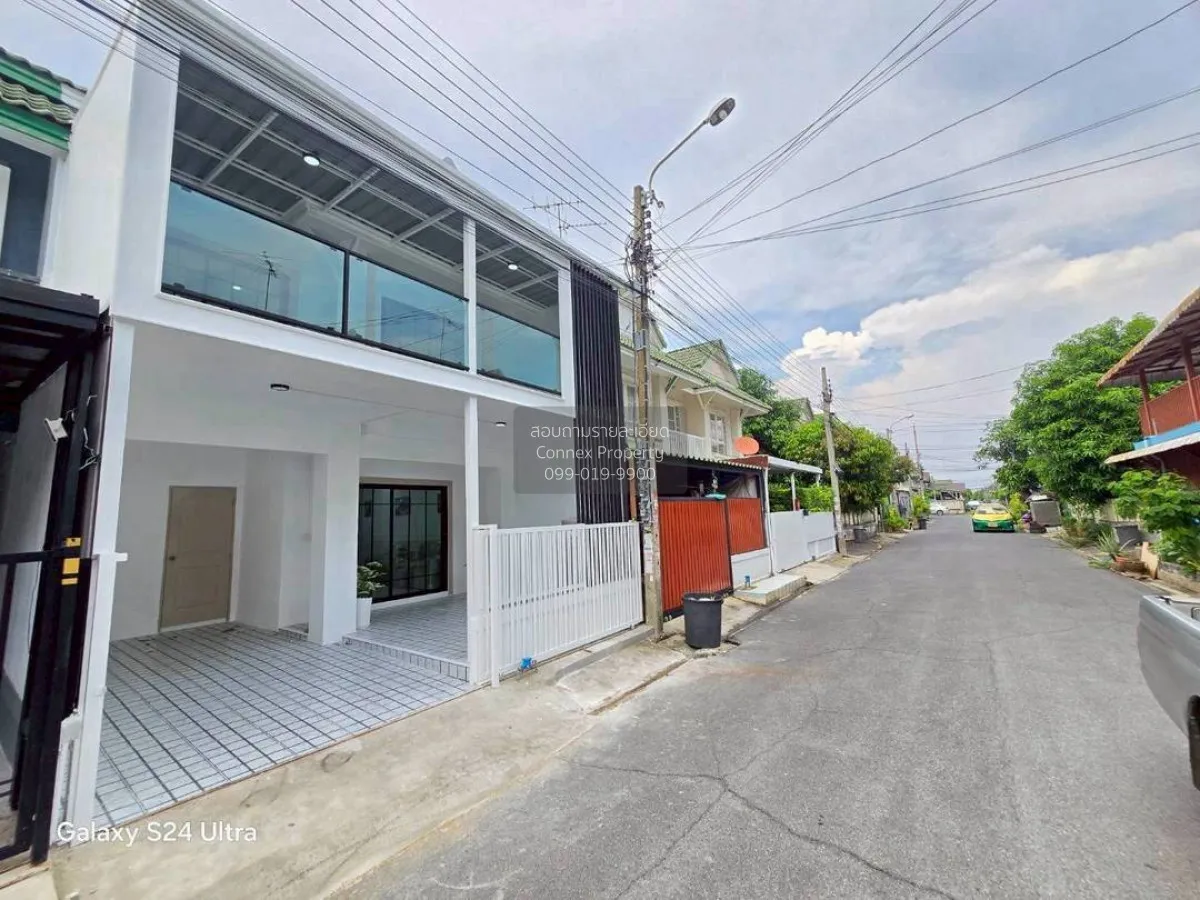ขายทาวน์เฮ้าส์/ทาวน์โฮม  บ้านพฤกษา 14 เอ บางบัวทอง รีโนเวทใหม่ บา 3