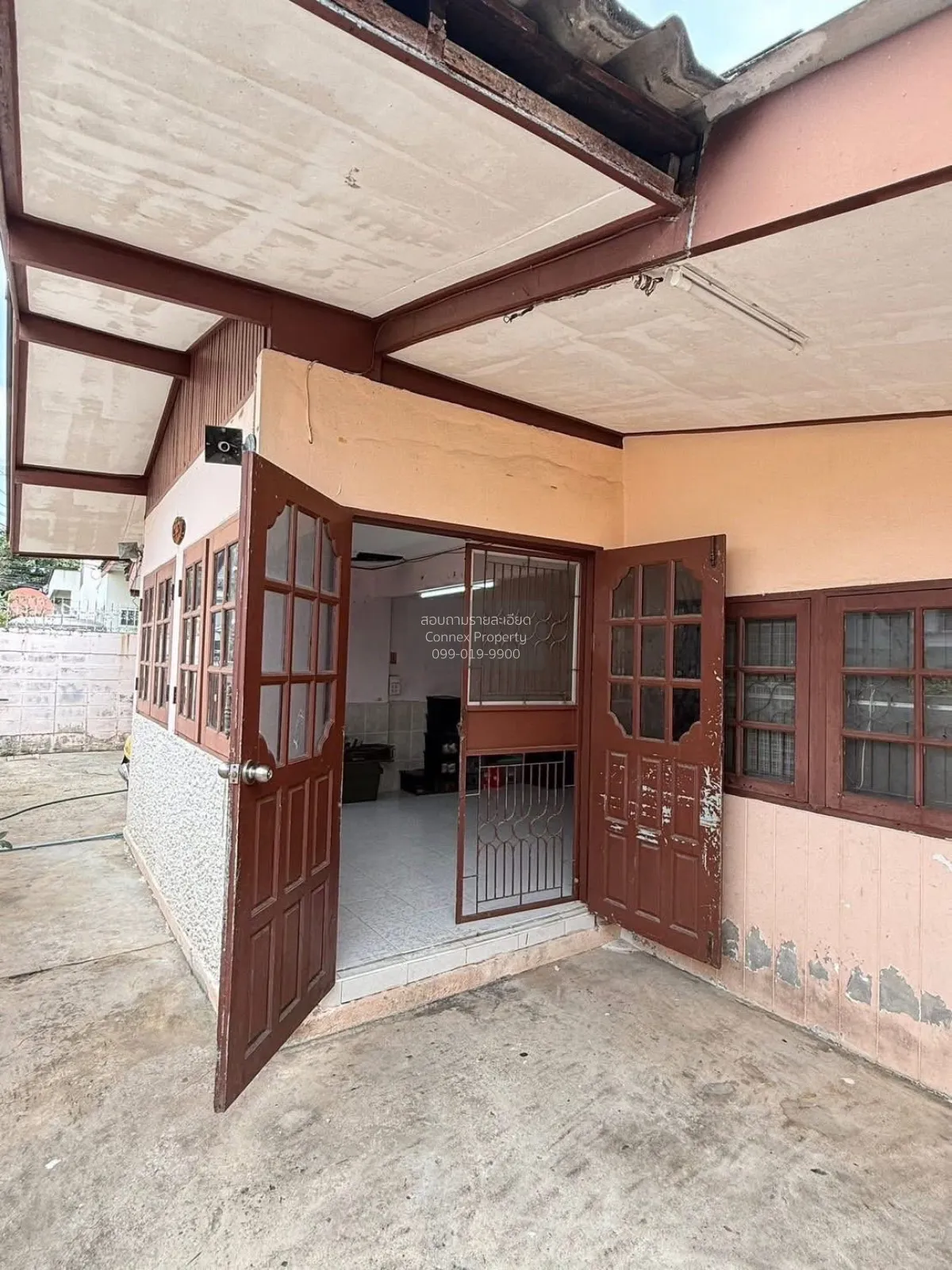 ขายบ้าน  บ้านเสนานิเวศน์ 2 จรเข้บัว เขต ลาดพร้าว กรุงเทพ CX-15082