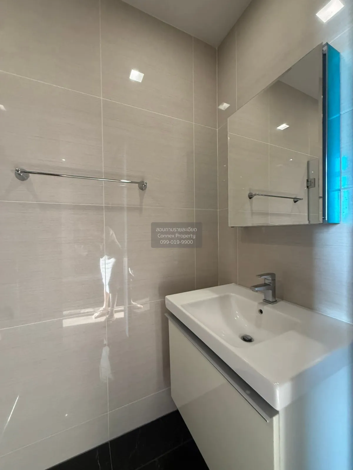 For Rent Condo , Park Origin Phrom Phong , high floor , BTS-Phrom