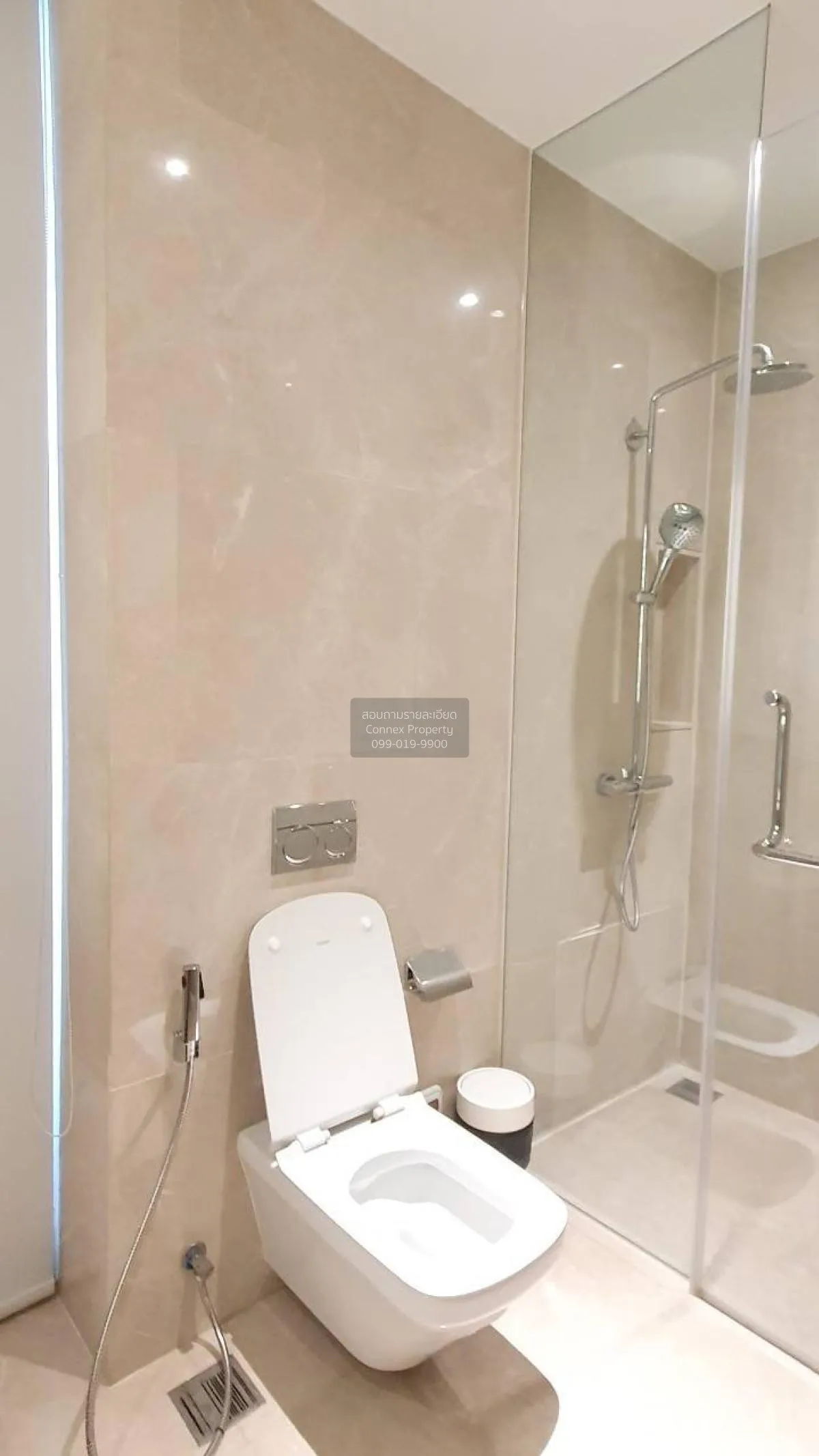 For Sale Condo , Magnolias Waterfront Residences , Khlong Ton Sai