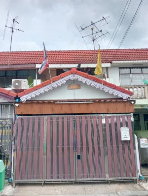 ขายทาวน์เฮ้าส์/ทาวน์โฮม  บ้านพระปิ่น 3 MRT-ตลาดบางใหญ่ บางแม่นาง บางใหญ่ นนทบุรี CX-150927