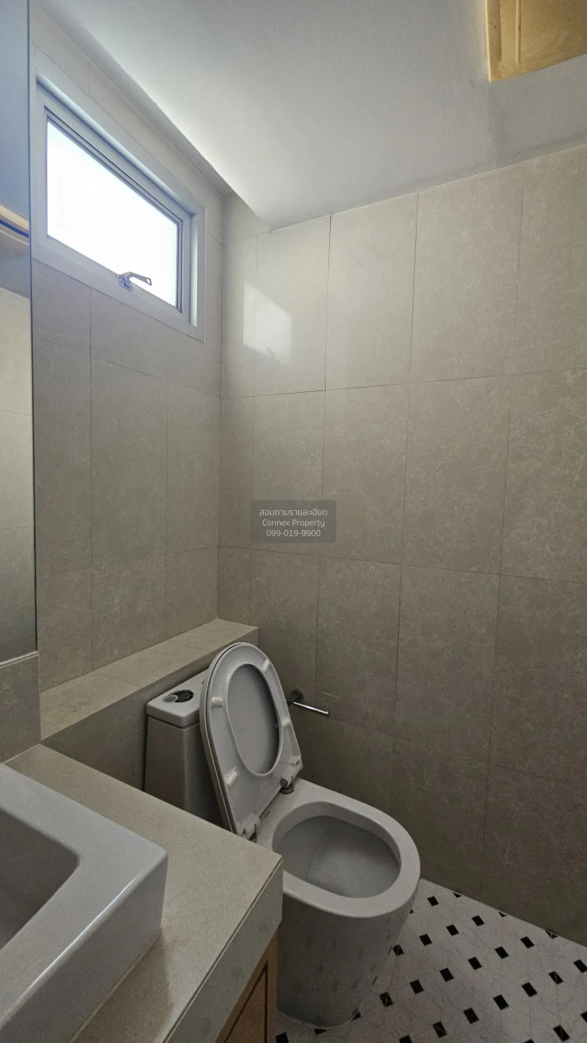 เช่าคอนโด  สาทร พลัส ออน เดอะ พอนด์ MRT-คลองเตย บางโพงพาง เขต ยาน