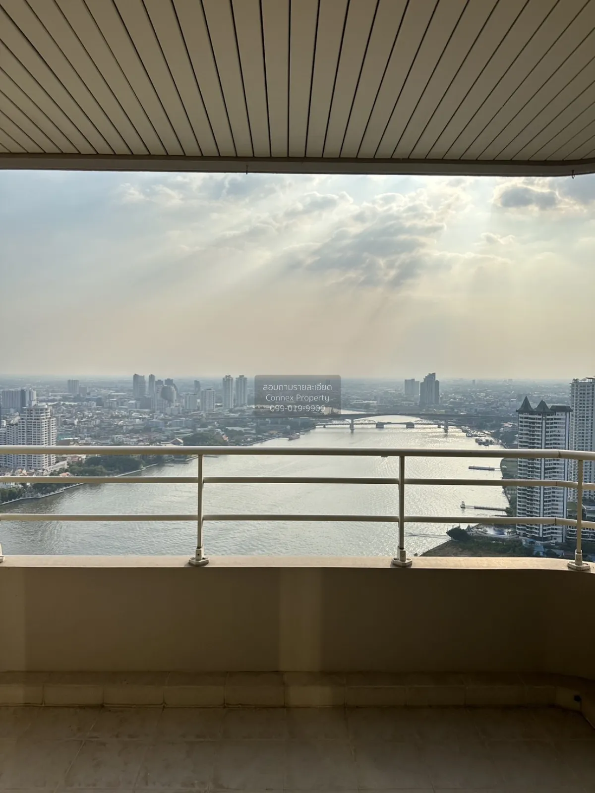 ขายคอนโด  วอร์เตอร์มาร์ค เจ้าพระยา ริเวอร์ ชั้นสูง วิวแม่น้ำ BTS-