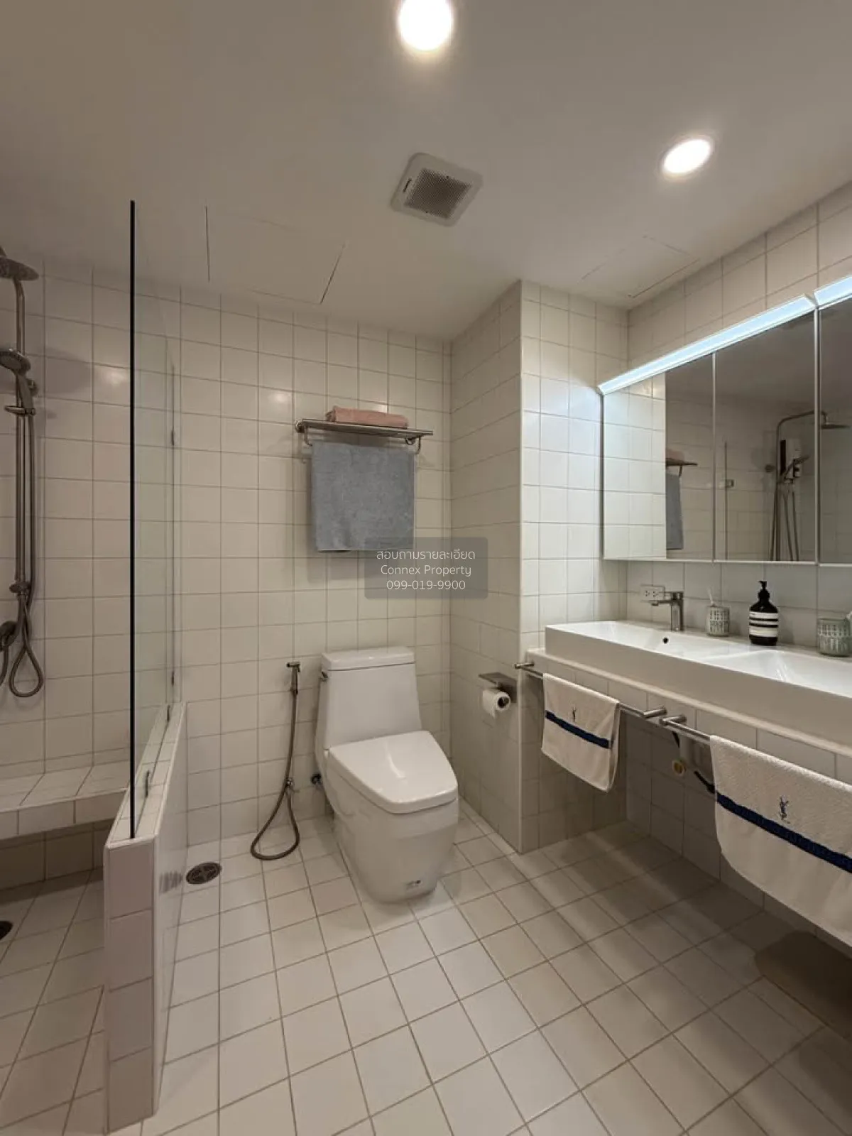 For Sale Condo , Royal 9 Residence , nice view , high floor , new