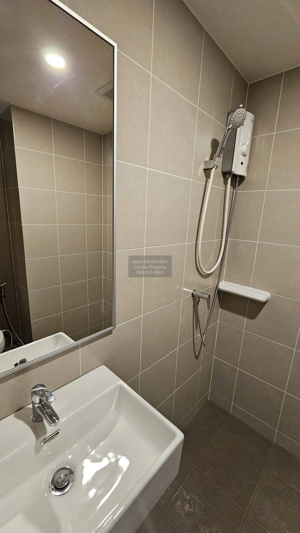 เช่าคอนโด  ลุมพินี วิลล์ จรัญ - ไฟฉาย MRT-จรัญฯ 13 บ้านช่างหล่อ เ