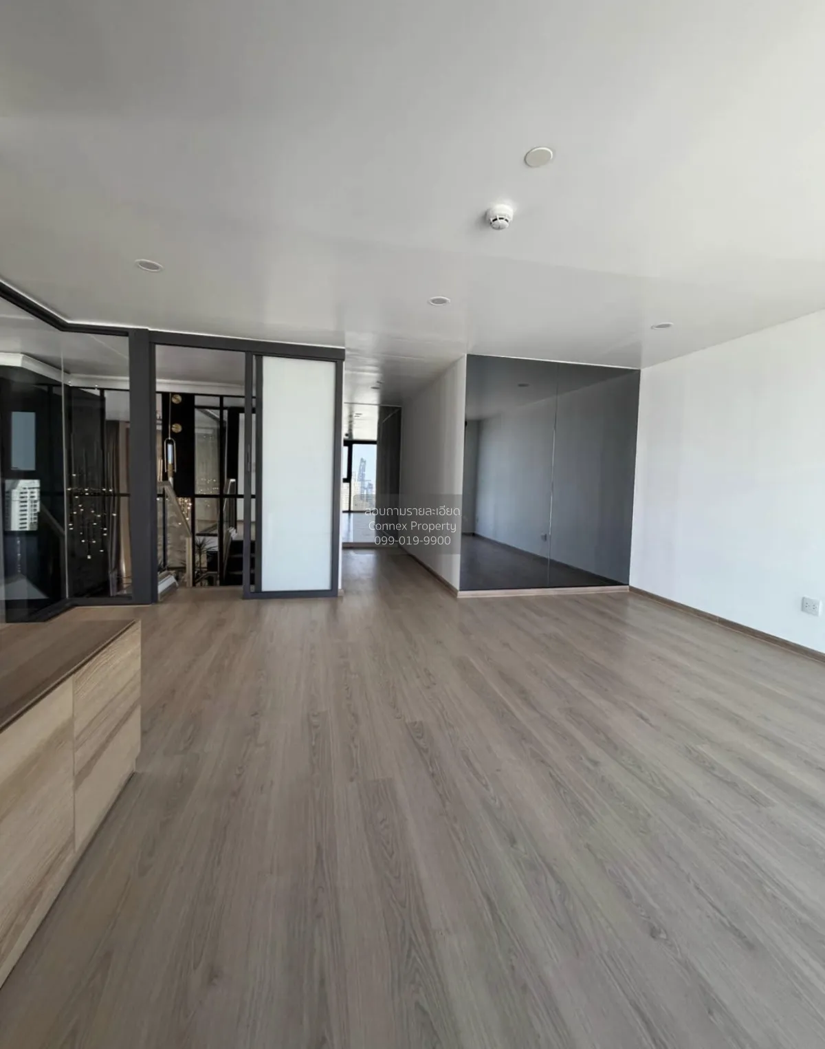 เช่าคอนโด  ไลฟ์ พระราม 4 - อโศก ดูเพล็กซ์ วิวสวย ชั้นสูง ห้องมุม 