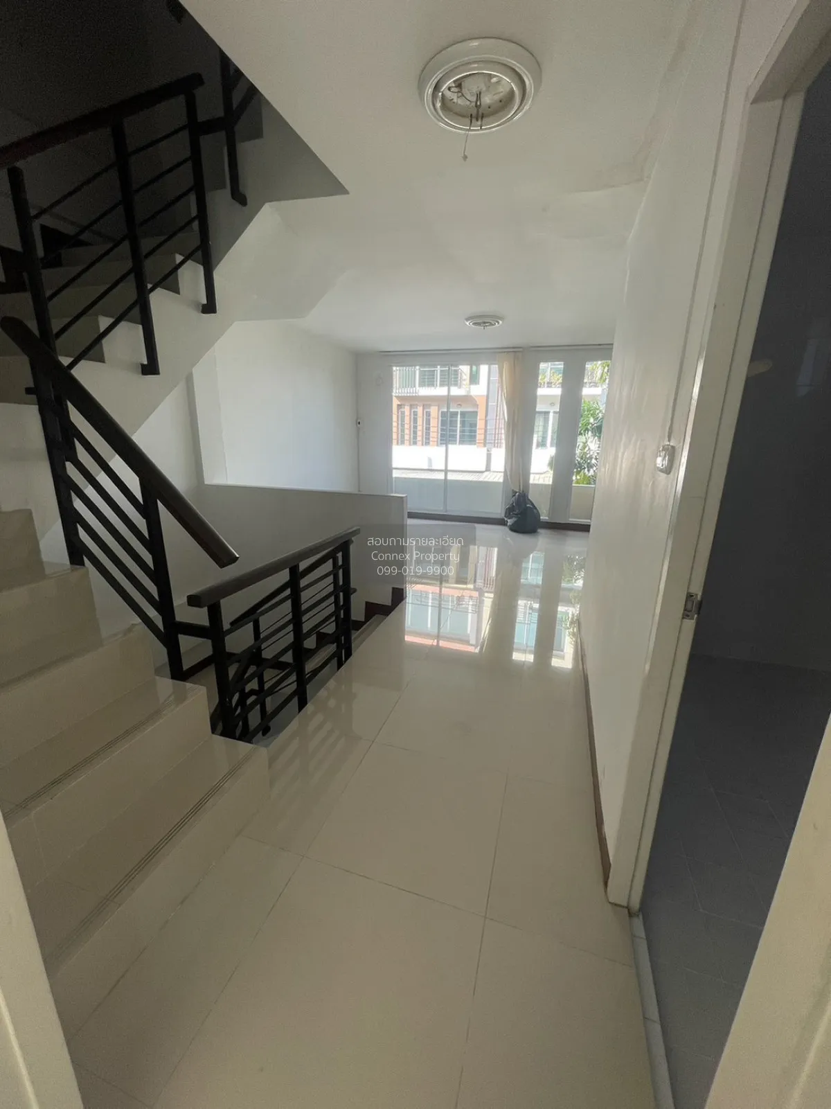 ขายโฮมออฟฟิศ  อาร์เค บิซ เซ็นเตอร์ มอเตอร์เวย์ - แอร์พอร์ตลิงค์ ค 2