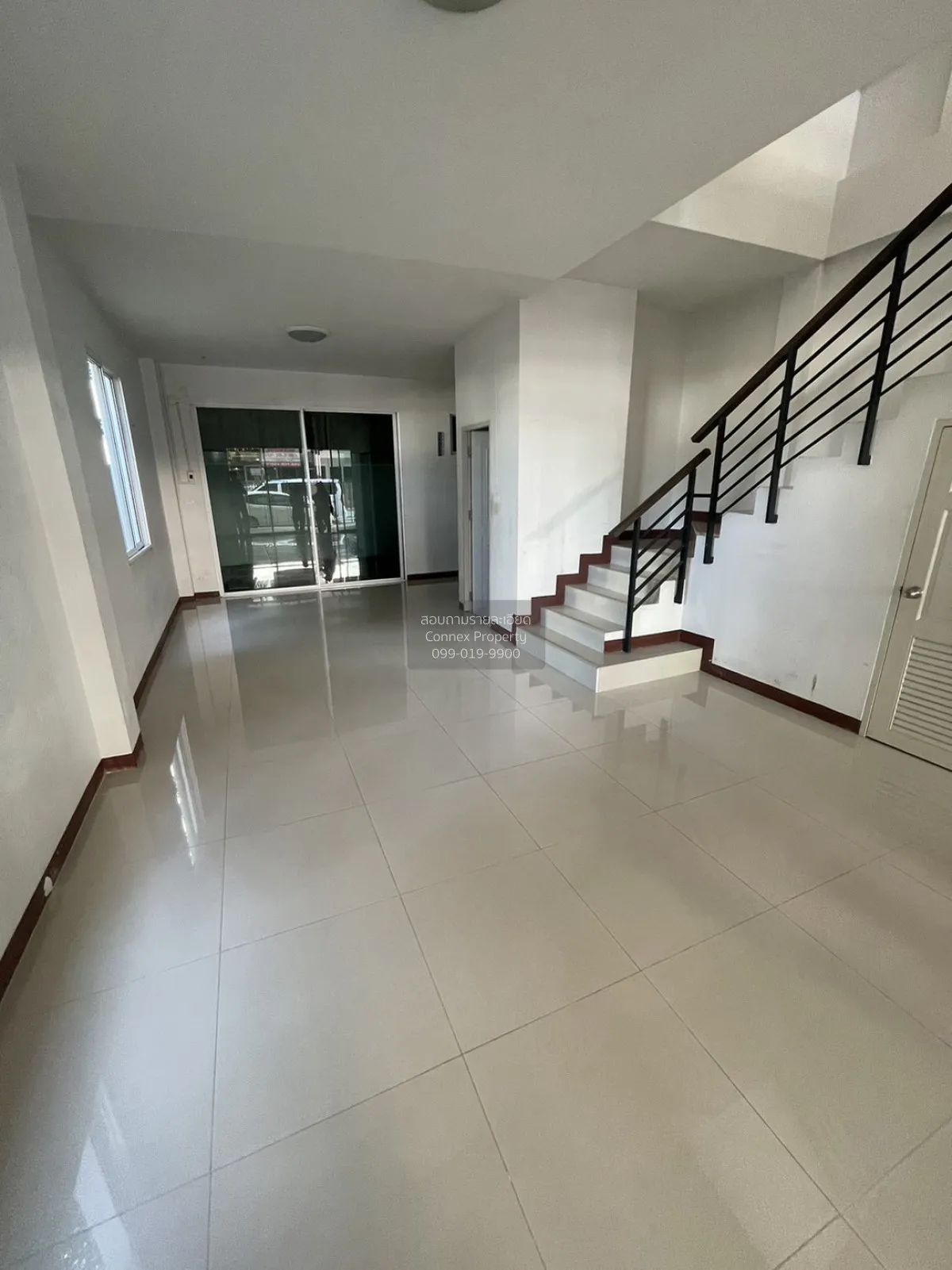 ขายโฮมออฟฟิศ  อาร์เค บิซ เซ็นเตอร์ มอเตอร์เวย์ - แอร์พอร์ตลิงค์ ค 3