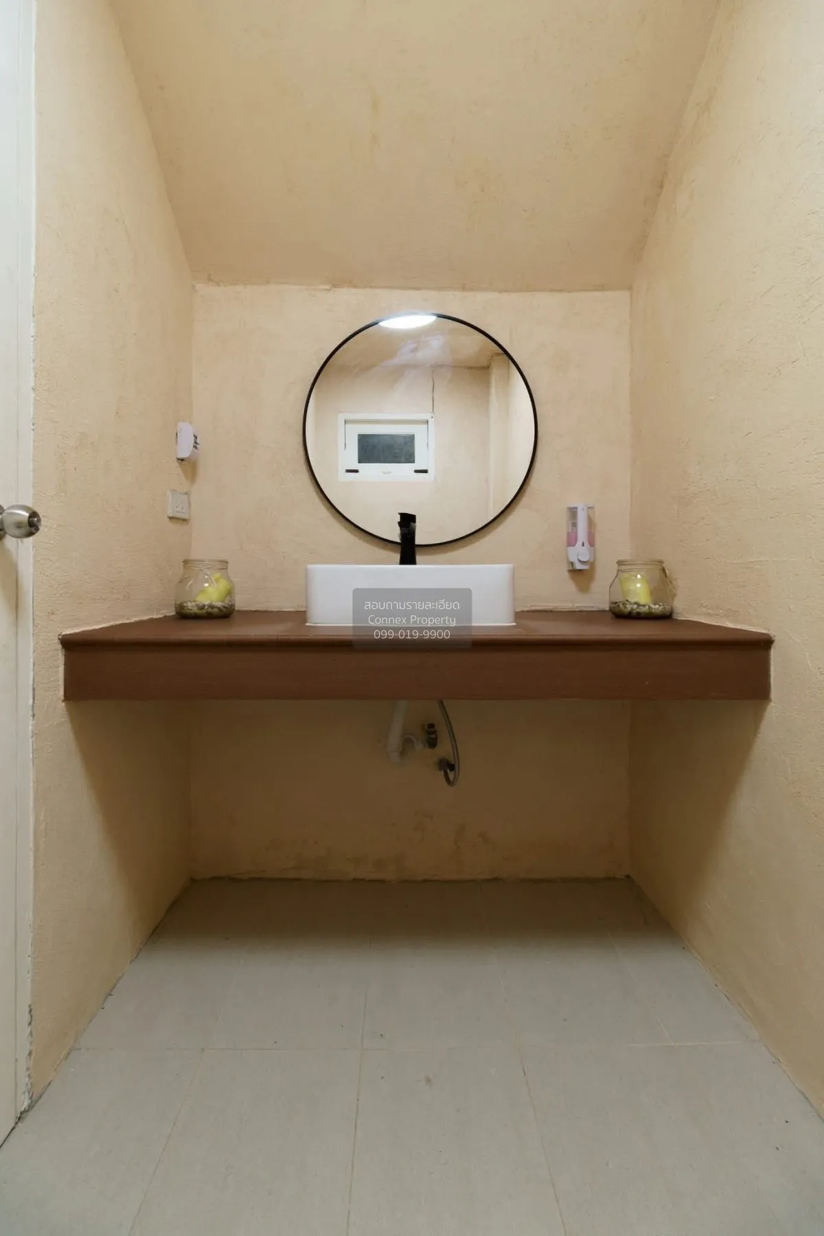 เช่าทาวน์โฮม 5 ชั้นให้เช่า ใจกลางทองหล่อ  ชั้นสูง คลองตันเหนือ เข