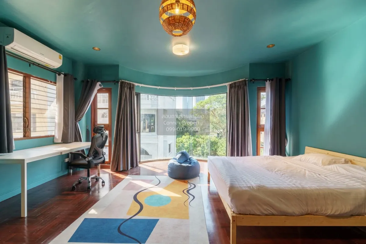 เช่าทาวน์โฮม 5 ชั้นให้เช่า ใจกลางทองหล่อ  ชั้นสูง คลองตันเหนือ เข