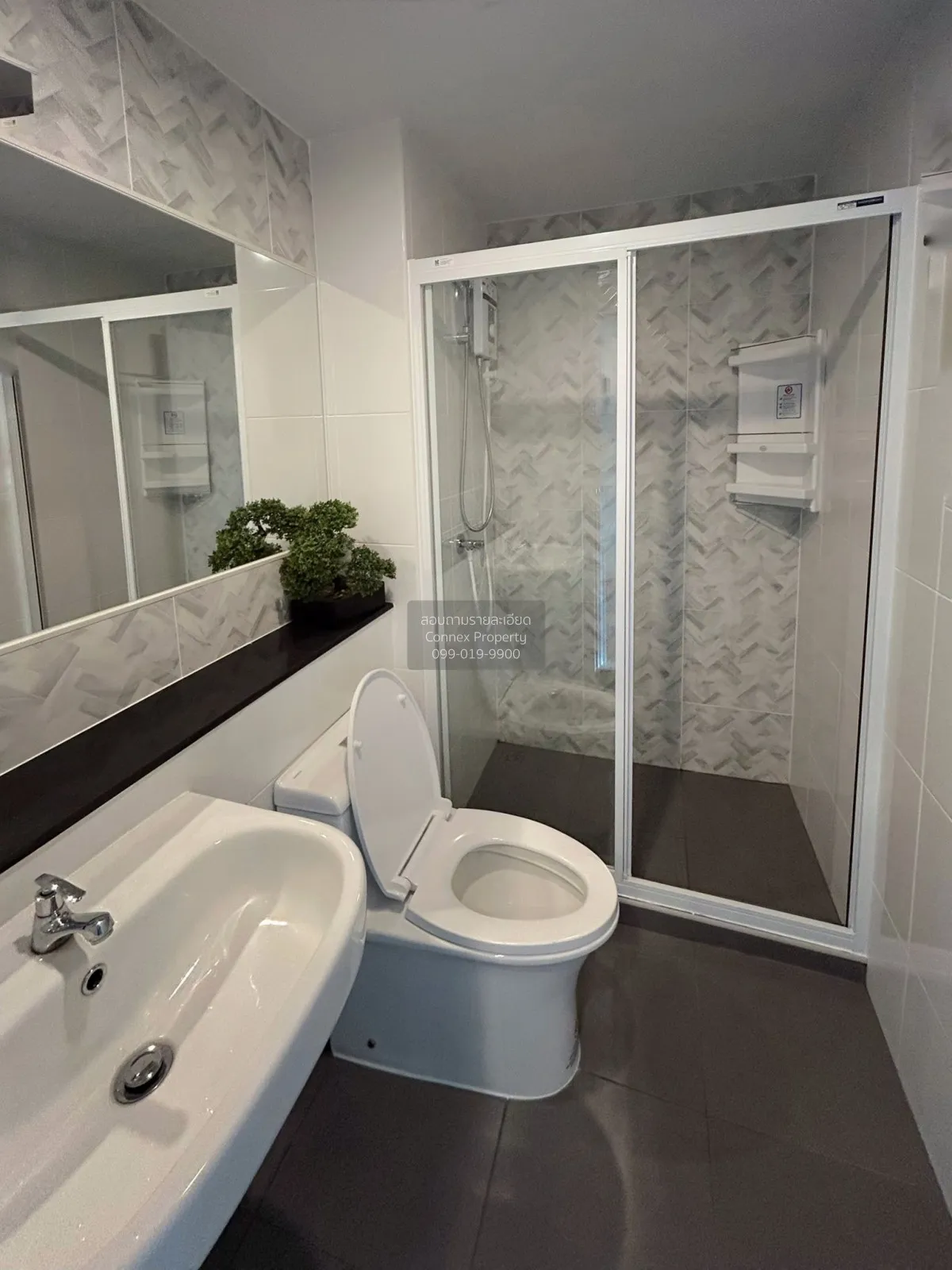 เช่าคอนโด  รีเจ้นท์ โฮม บางนา (โครงการใหม่) บางนา เขต บางนา กรุงเ