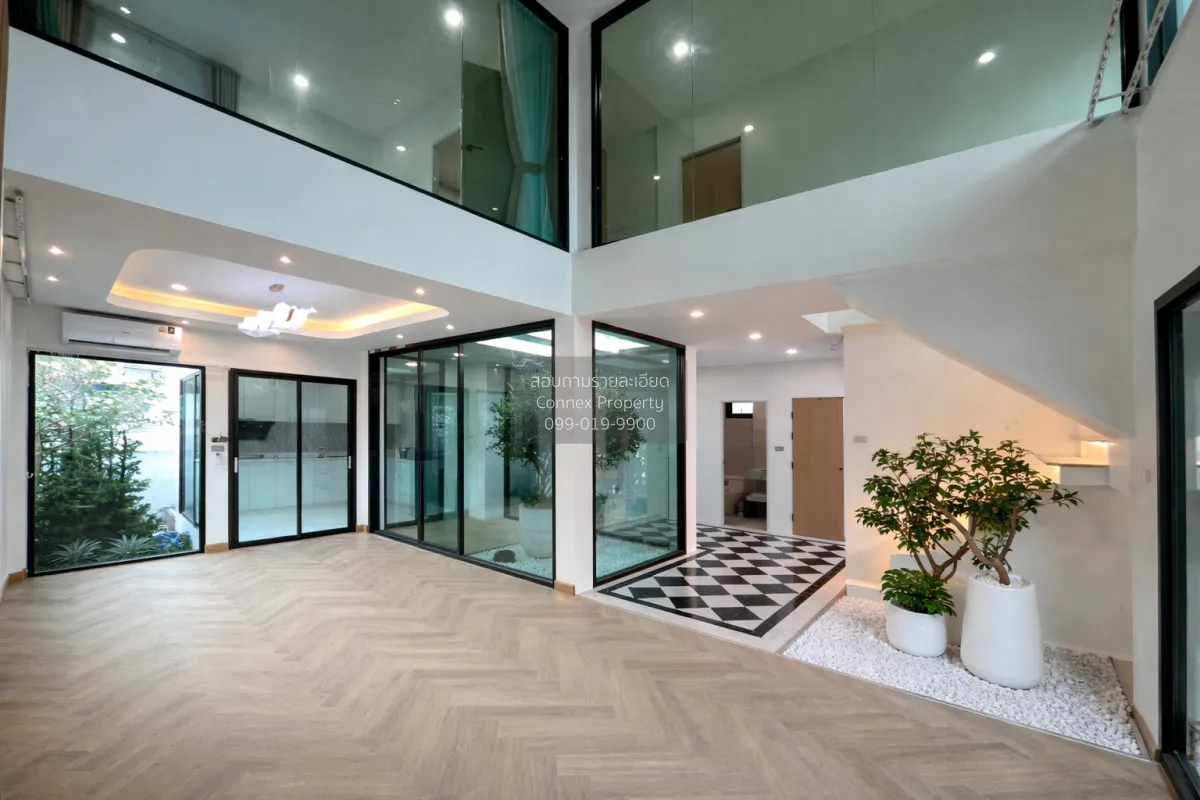 ขายบ้านเดี่ยวหลังมุม ซอยนวมินทร์ 127  ห้องมุม รีโนเวทใหม่ นวลจันท