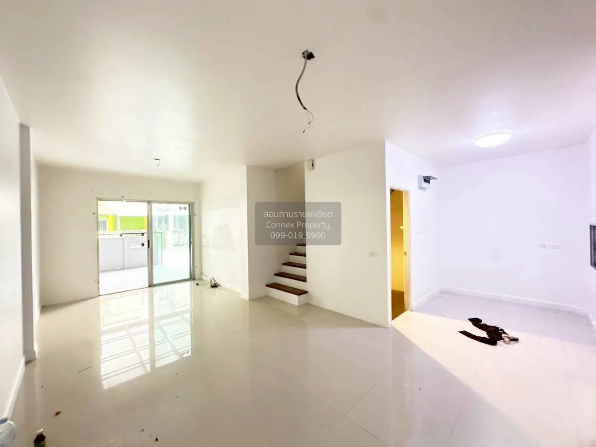 ขายทาวน์เฮ้าส์/ทาวน์โฮม  บ้านกลางกรุง เดอะรอยัลเวียนนา รัชวิภา BT