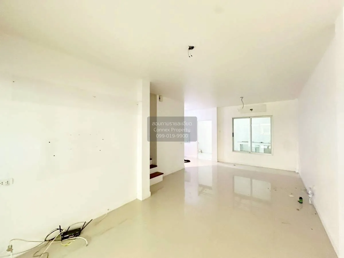 ขายทาวน์เฮ้าส์/ทาวน์โฮม  บ้านกลางกรุง เดอะรอยัลเวียนนา รัชวิภา BT