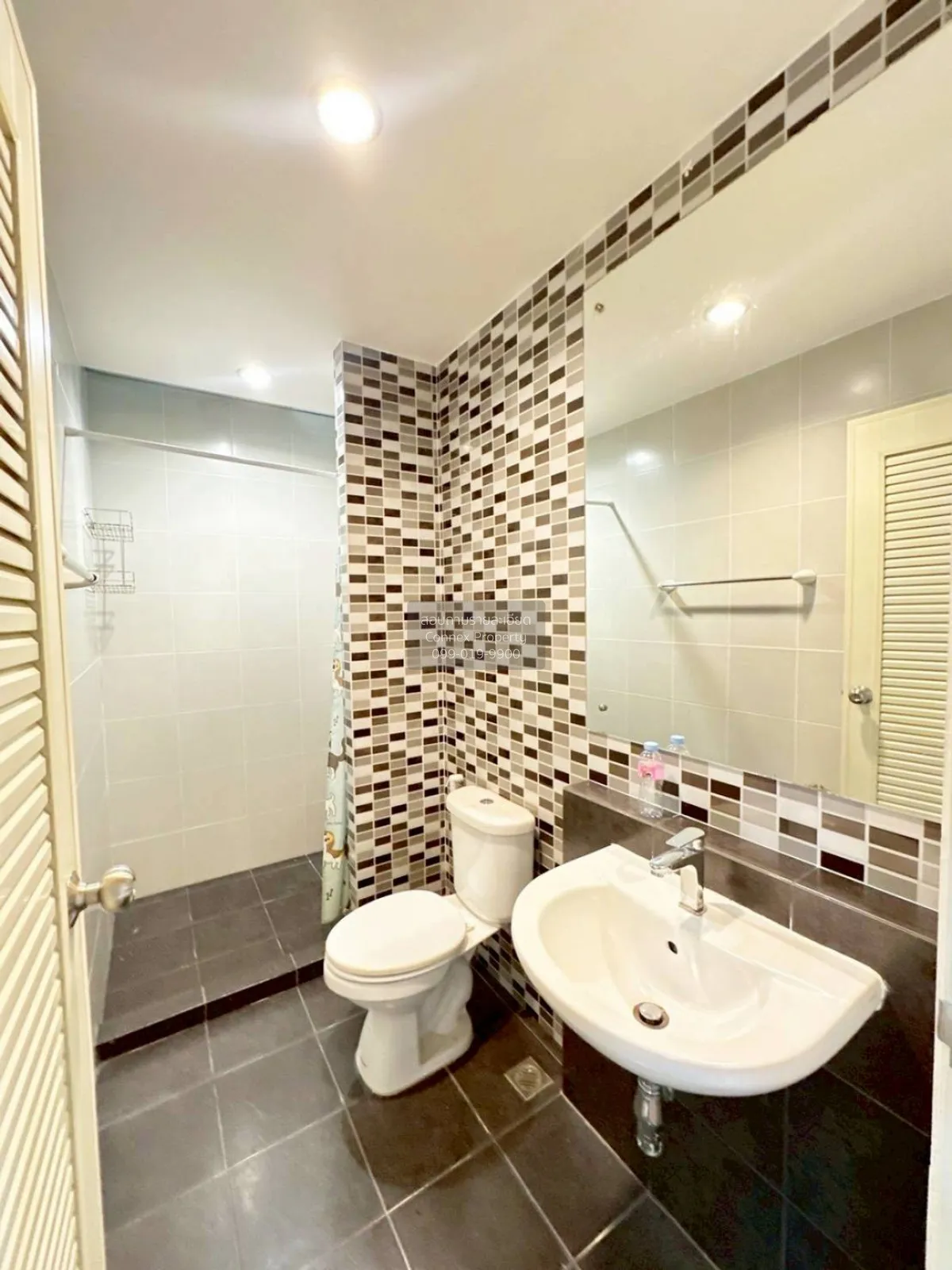 ขายทาวน์เฮ้าส์/ทาวน์โฮม  บ้านกลางกรุง เดอะรอยัลเวียนนา รัชวิภา BT