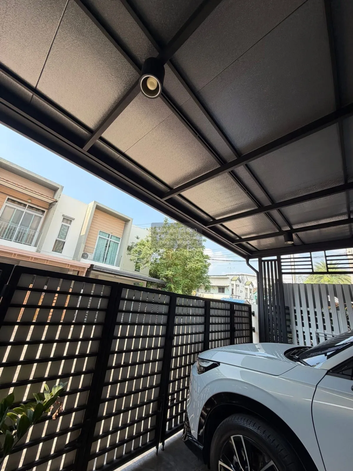 ขายทาวน์เฮ้าส์/ทาวน์โฮม  แฮปปี้ วิลล์ ดอนเมือง รีโนเวทใหม่ สีกัน 