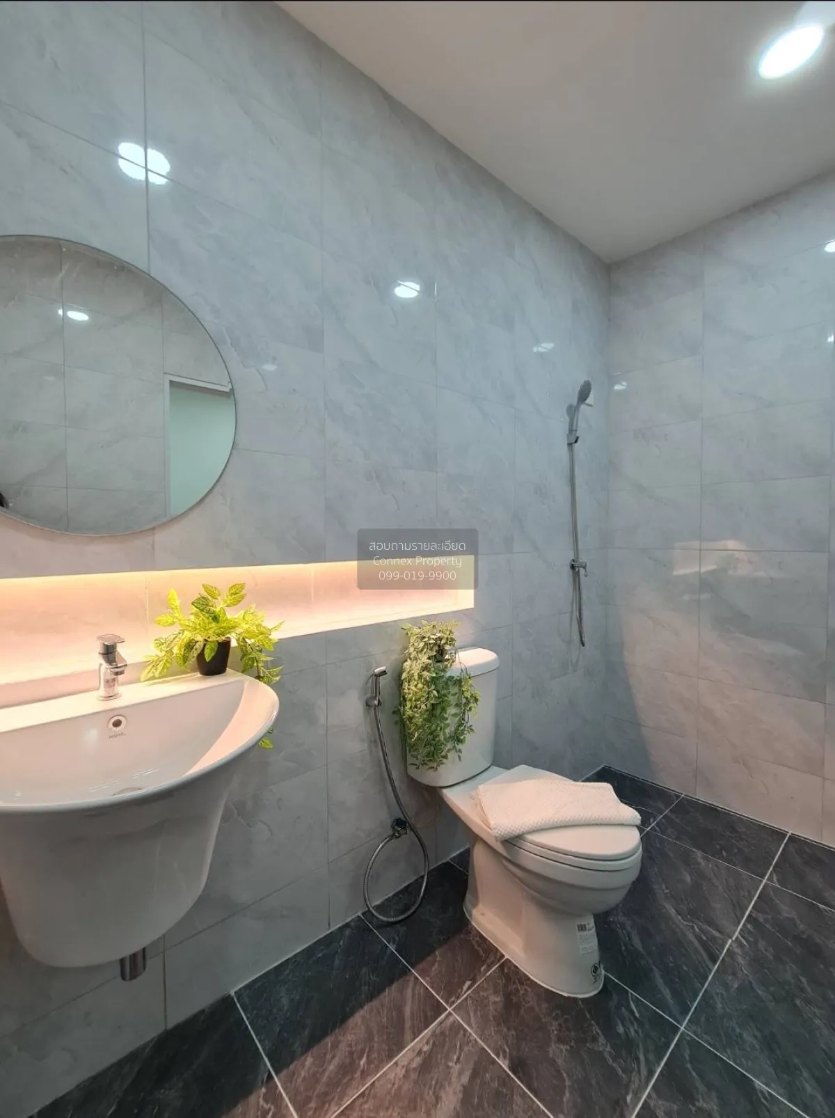 For Sale Townhouse/Townhome  , Moobaan Sena Villa 84 , Khlong Cha