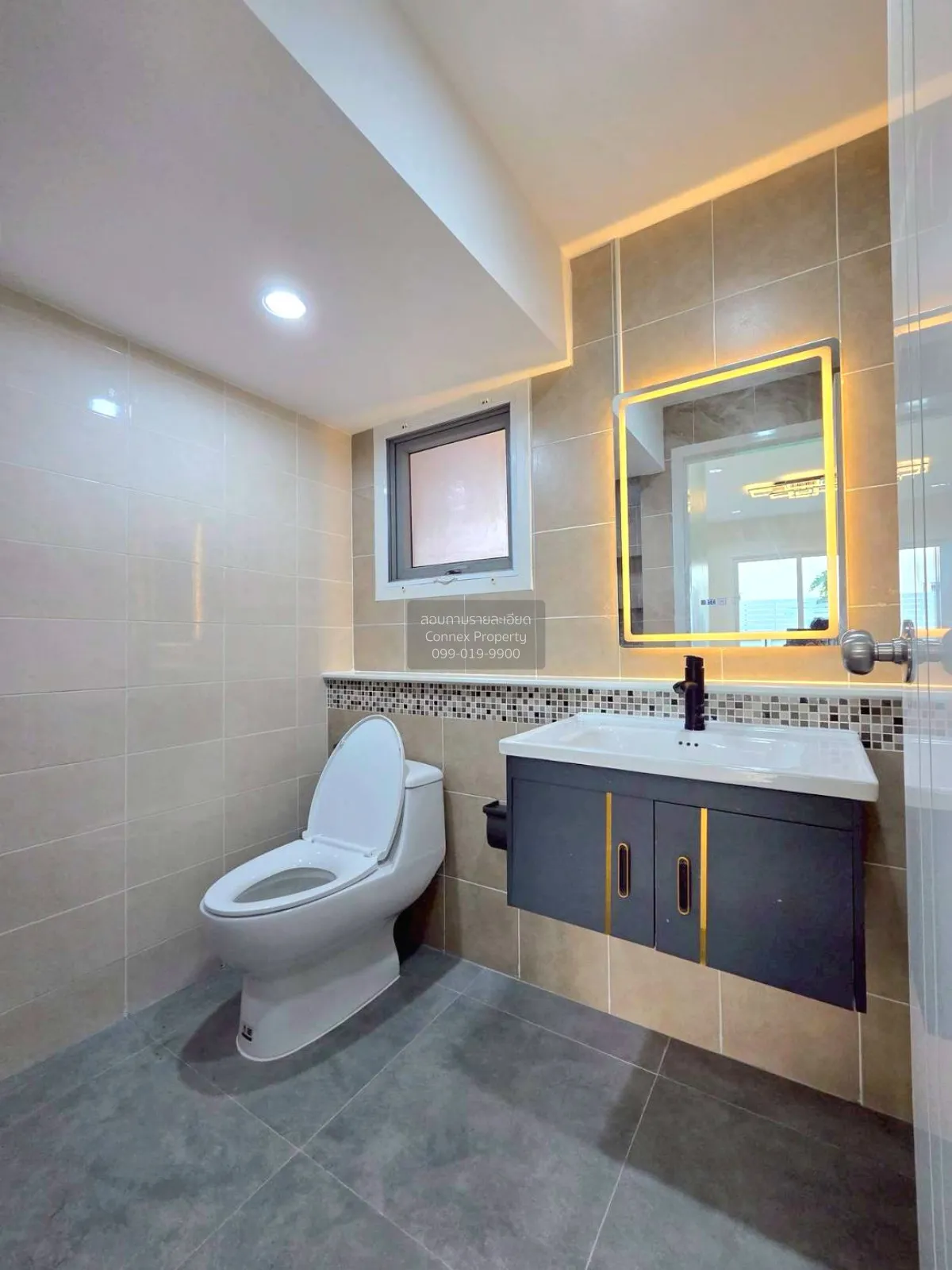 For Sale House , The Grand Wongwaen - Prachauthit , wide frontage