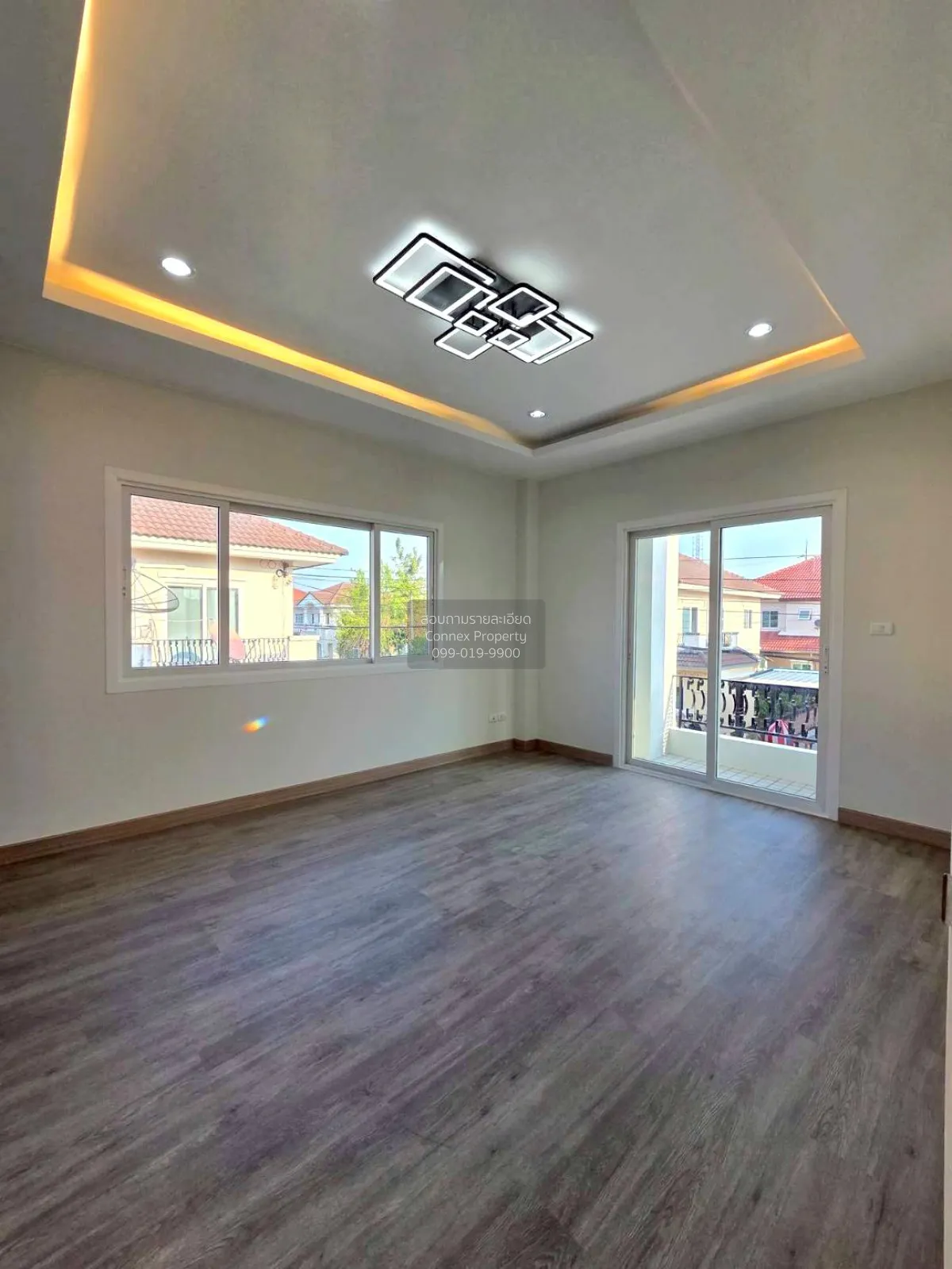 For Sale House , The Grand Wongwaen - Prachauthit , wide frontage