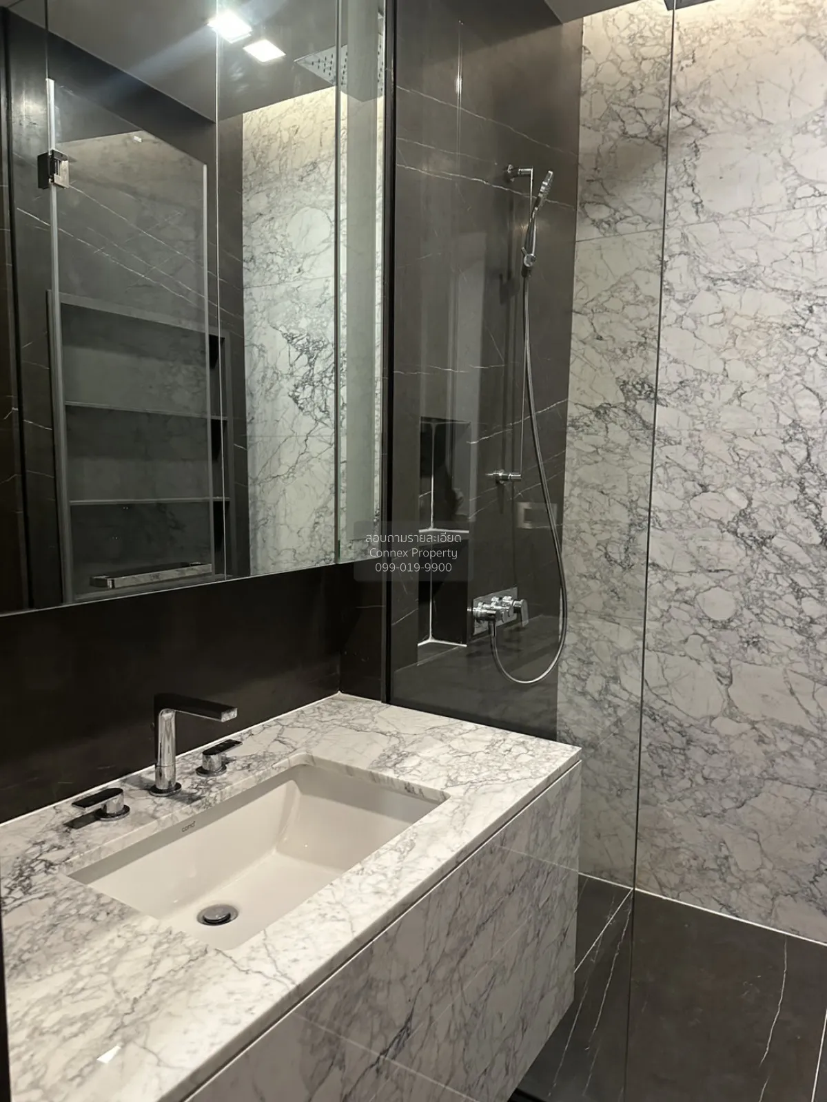 เช่าคอนโด  เดอะ โมนูเมนต์ ทองหล่อ BTS-ทองหล่อ คลองตันเหนือ เขต วั