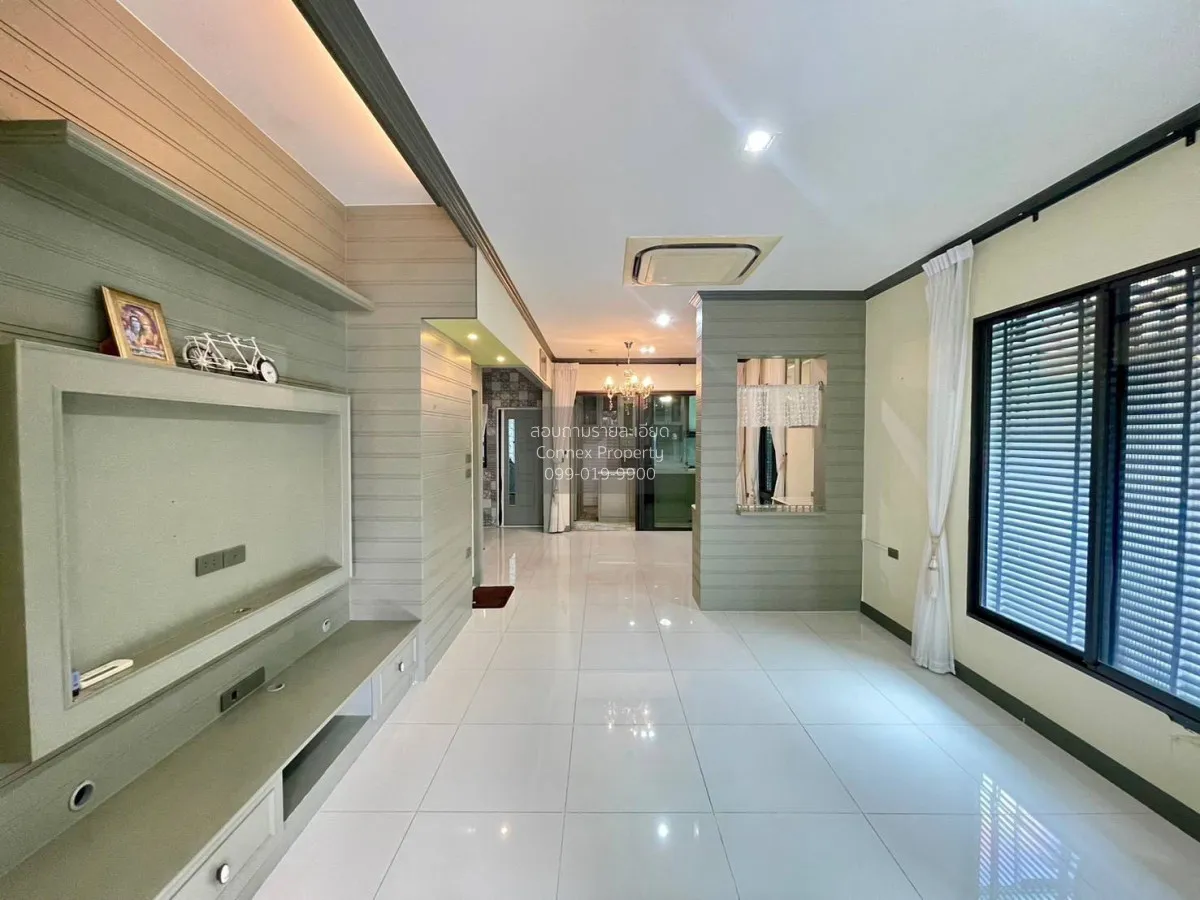 ขายทาวน์เฮ้าส์/ทาวน์โฮม  แลนด์มาร์ค เอกมัย-รามอินทรา ลาดพร้าว เขต 4