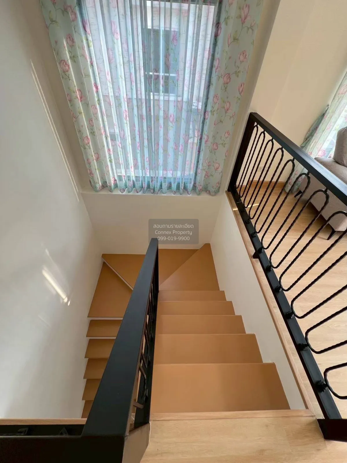 For Sale House , Lanceo Wongwaen-Ramintra , nice view , corner un