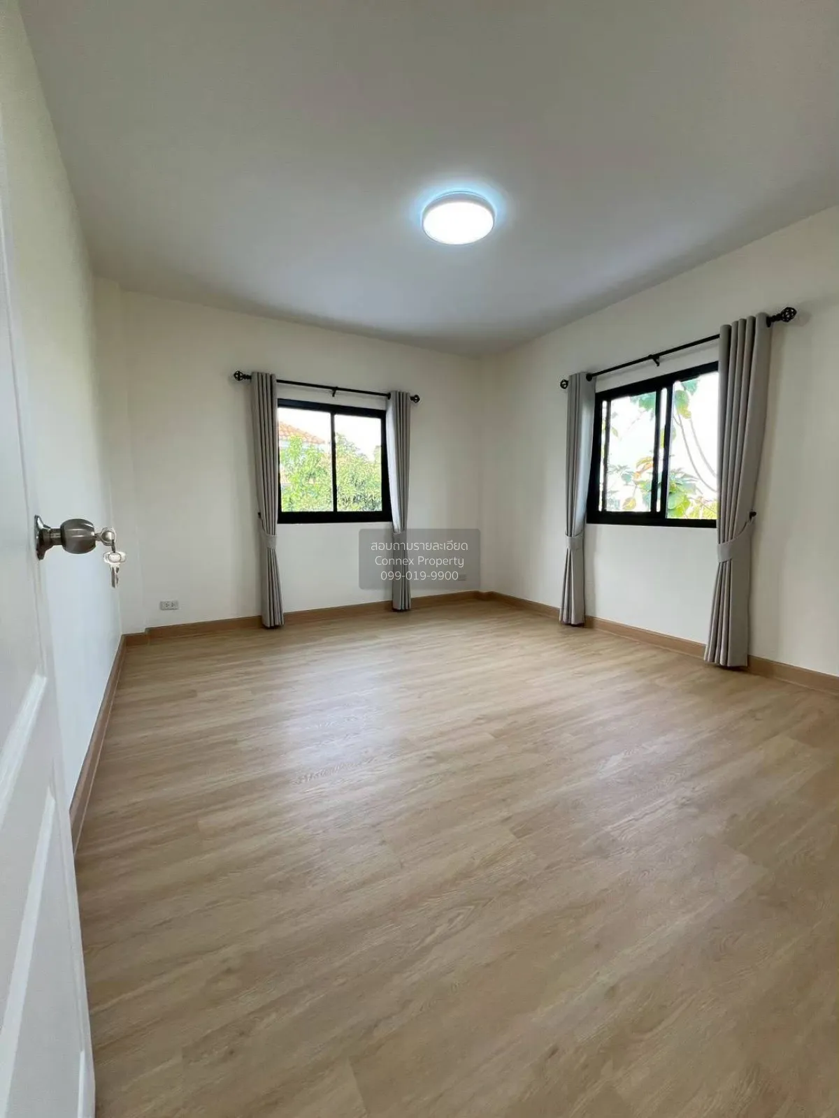 For Sale House , Lanceo Wongwaen-Ramintra , nice view , corner un