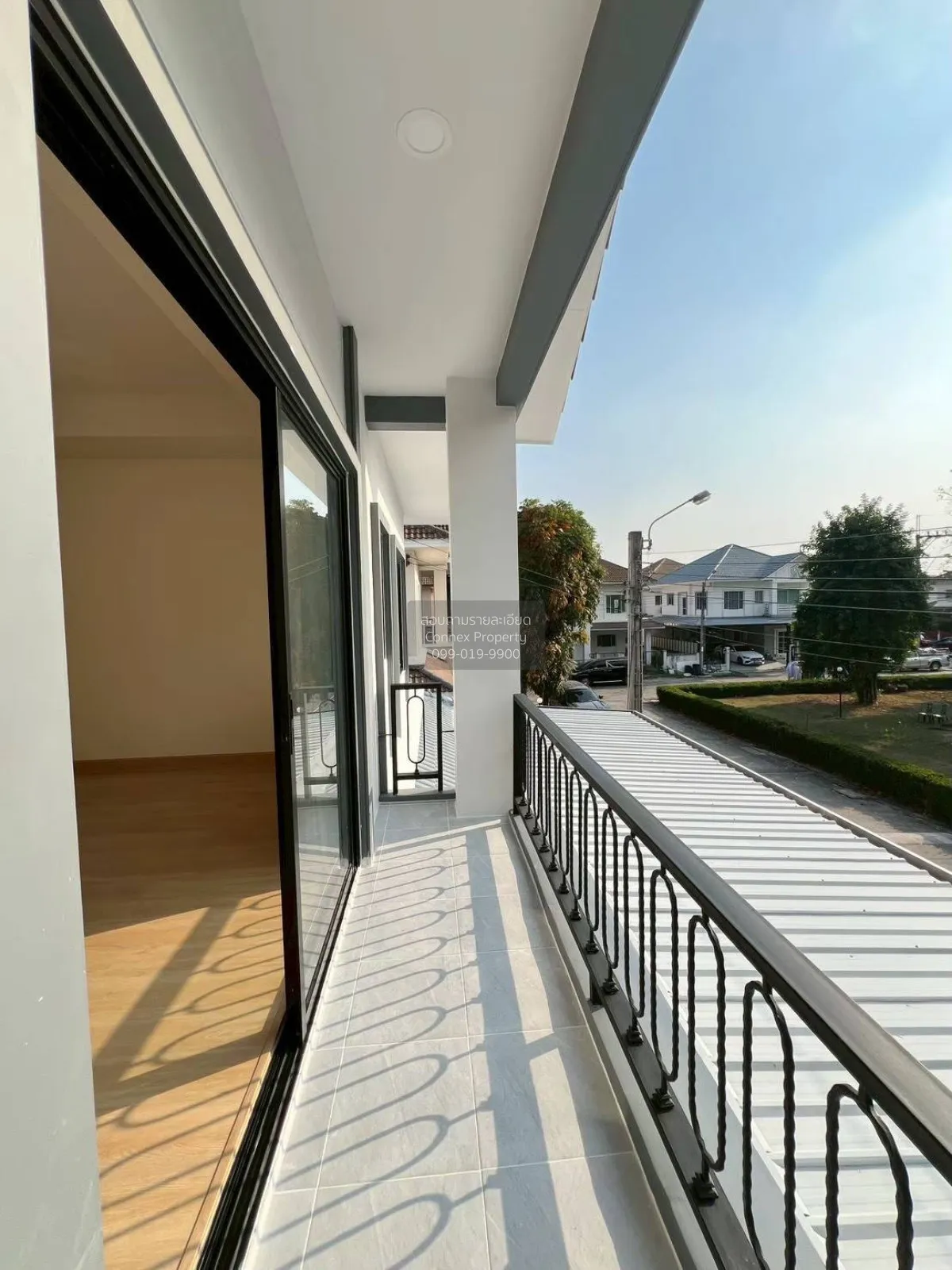 For Sale House , Lanceo Wongwaen-Ramintra , nice view , corner un