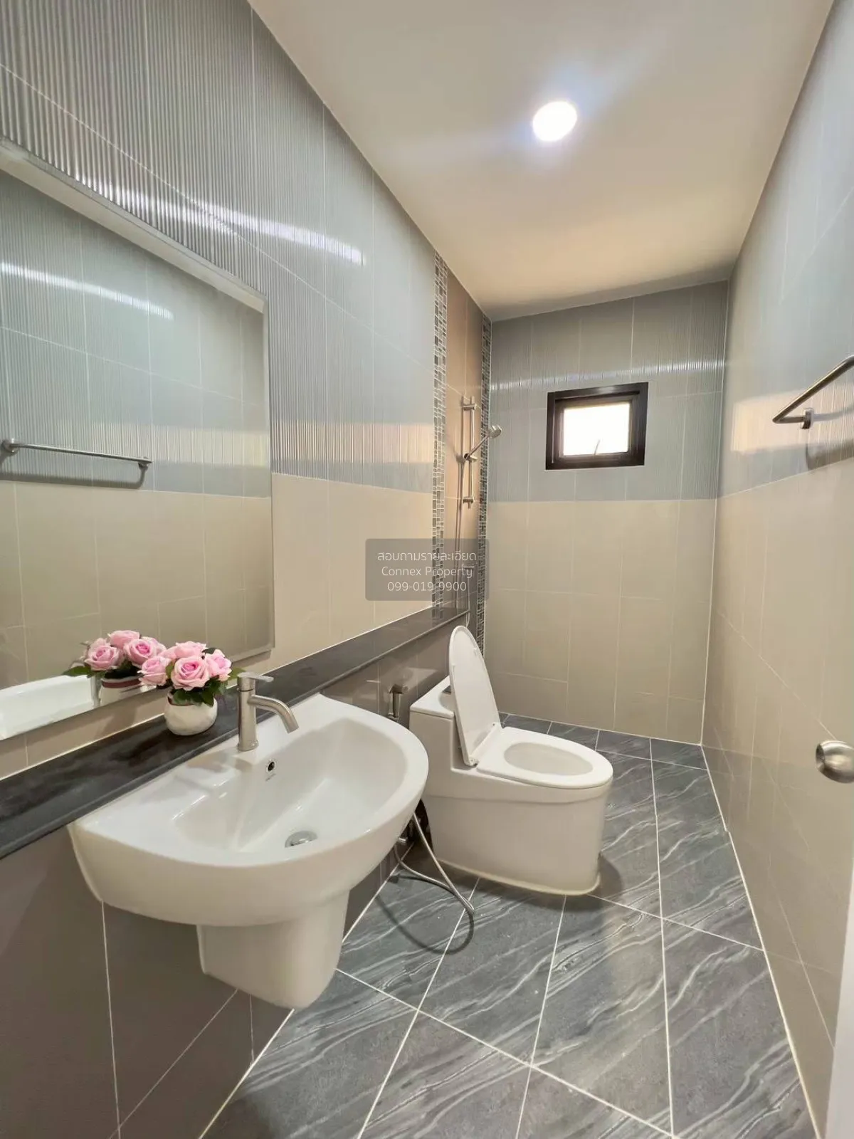 For Sale House , Lanceo Wongwaen-Ramintra , nice view , corner un