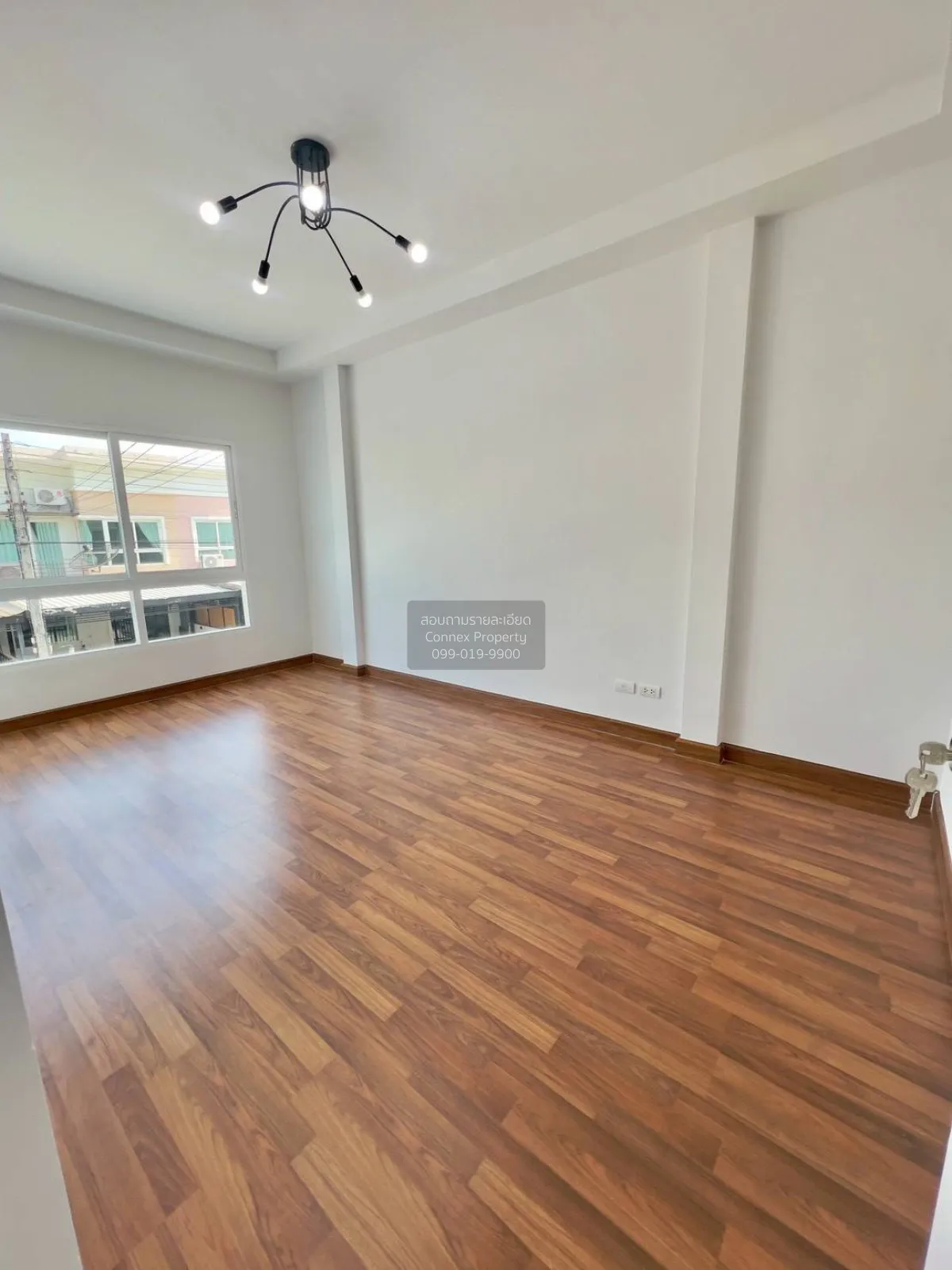 ขายทาวน์เฮ้าส์/ทาวน์โฮม  โนโว วิลล์ วงแหวน-ลำลูกกา คลอง 5 รีโนเวท