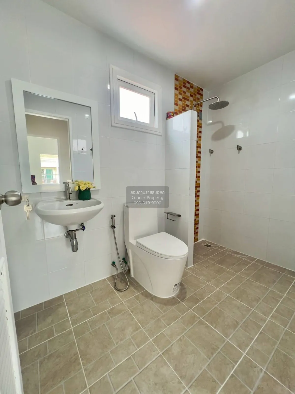 ขายทาวน์เฮ้าส์/ทาวน์โฮม  โนโว วิลล์ วงแหวน-ลำลูกกา คลอง 5 รีโนเวท