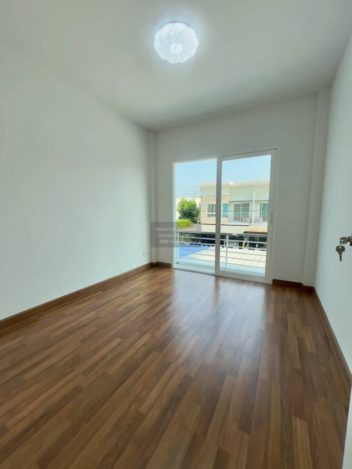 ขายทาวน์เฮ้าส์/ทาวน์โฮม  โนโว วิลล์ วงแหวน-ลำลูกกา คลอง 5 รีโนเวท