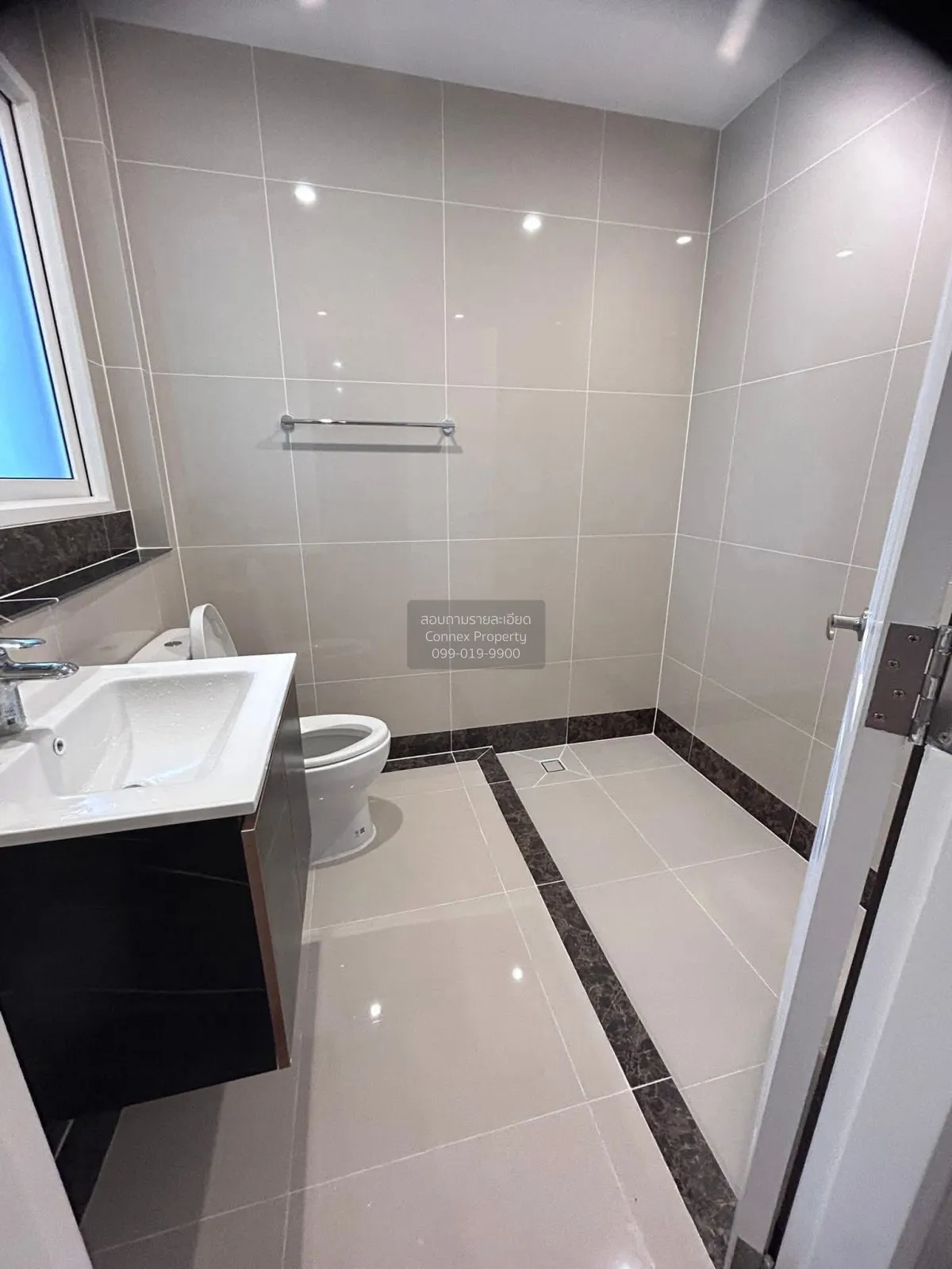 For Rent House , Grandio Petchkasem 81 , Nong Khang Phlu , Nong K