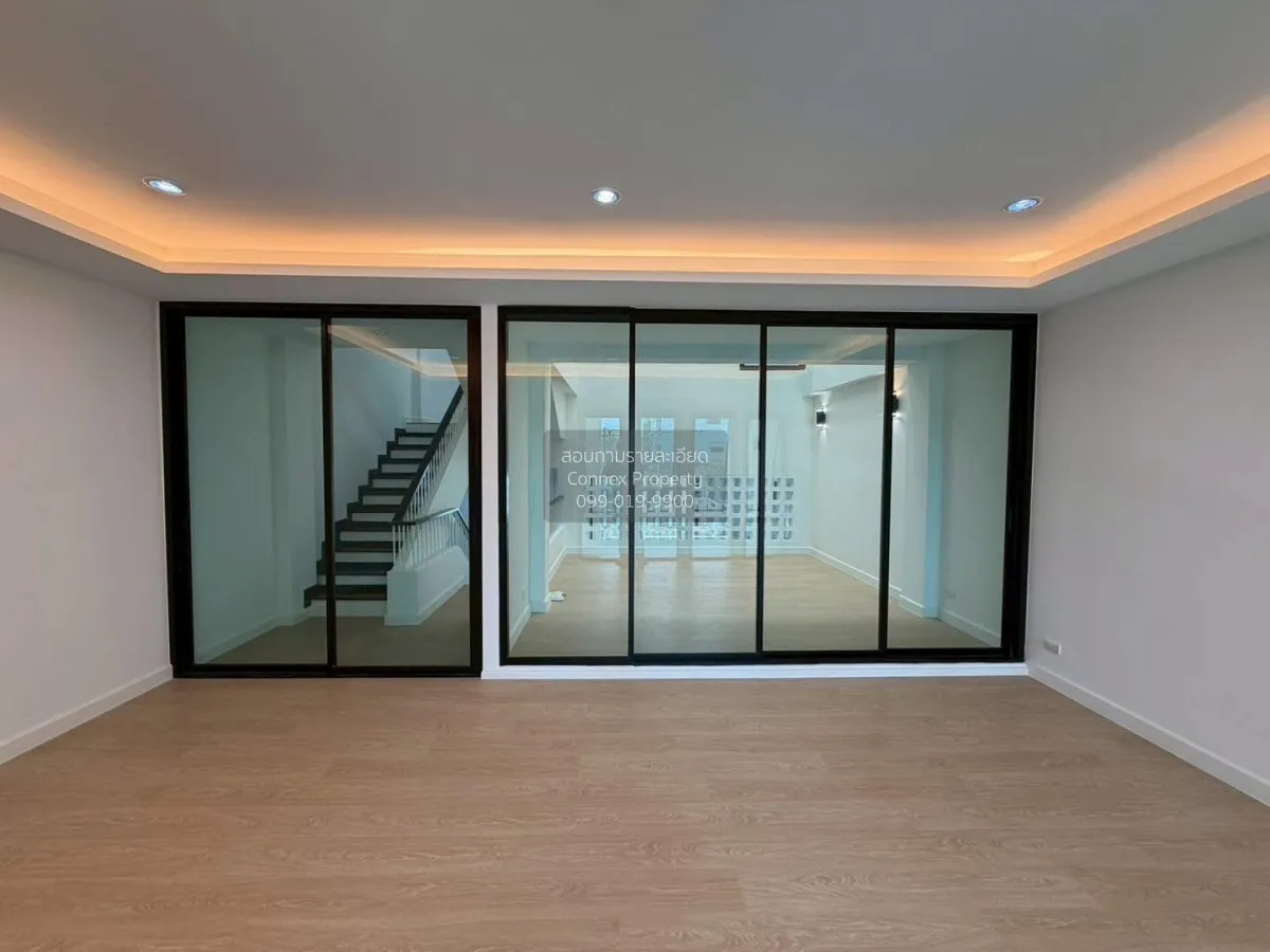 ขายทาวน์โฮม 4.5 ชั้นพร้อมลิฟท์ สุขุมวิท 101 รีโนเวทใหม่ พระโขนงเห