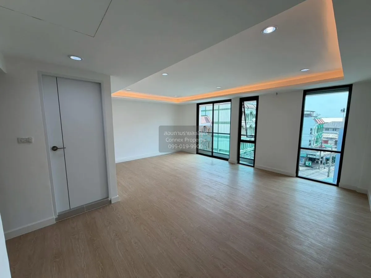 ขายทาวน์โฮม 4.5 ชั้นพร้อมลิฟท์ สุขุมวิท 101 รีโนเวทใหม่ พระโขนงเห